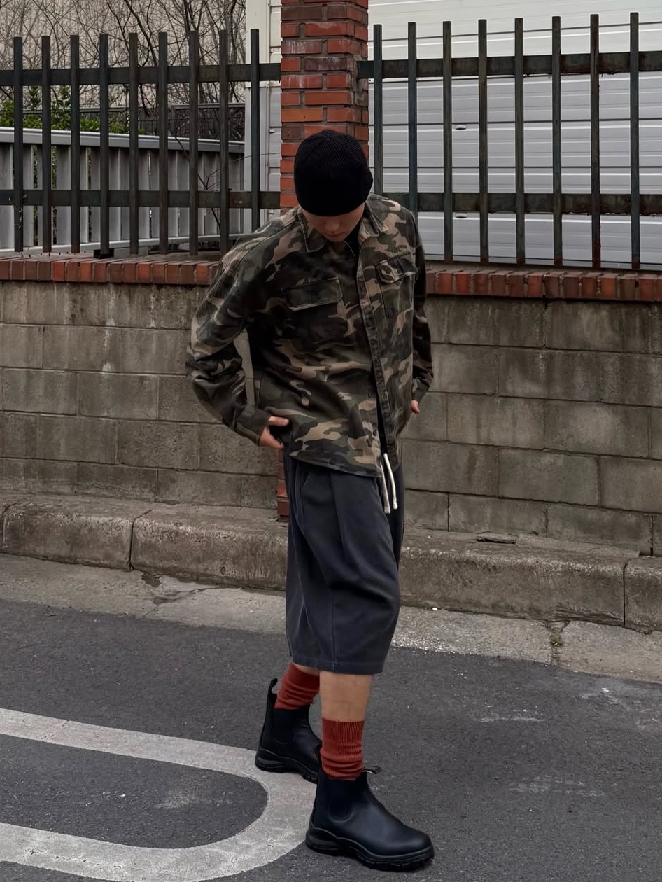 Knitted Pigment Bermuda Traning Half Pants Washing Charcoal 착용 스타일