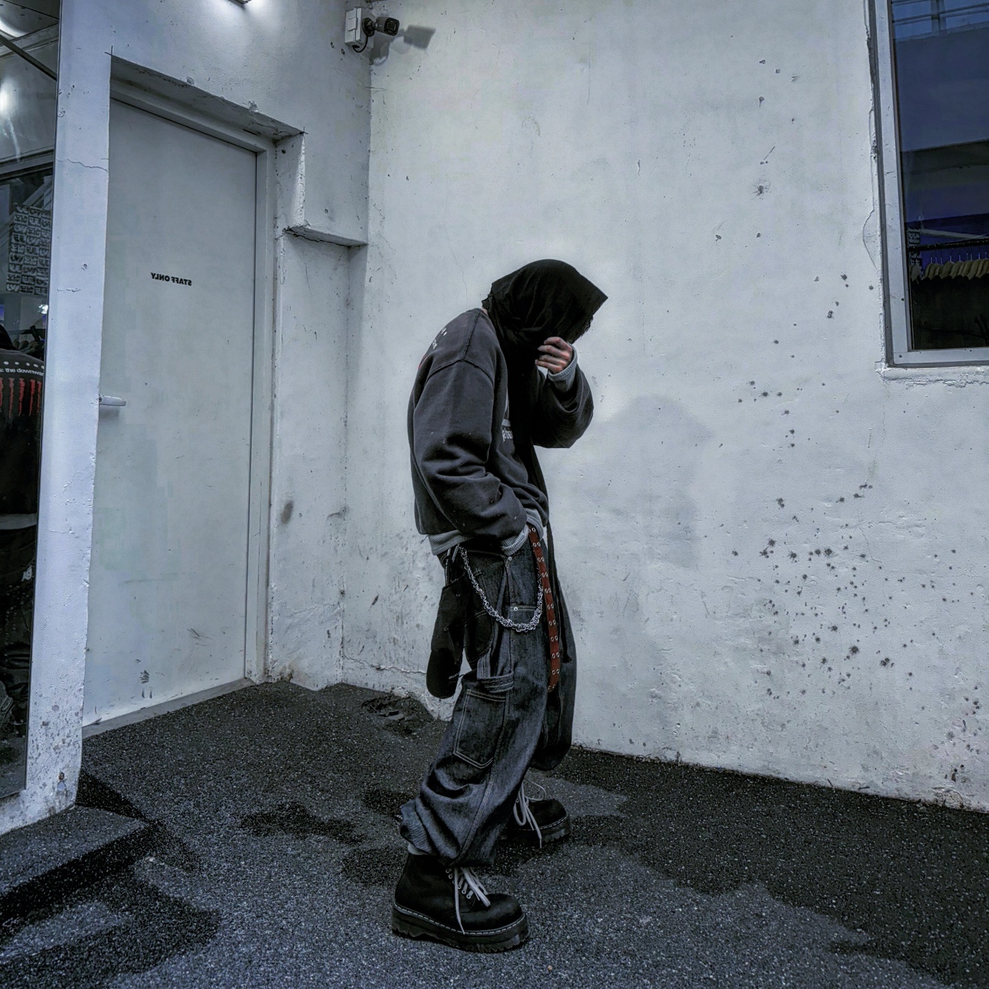 Dr. Martens x Rick Owens Quad Sole Steel Toe Boots Black, [KREAM Exclusive] Kamien x MJD Double Hole Belt Suede Brown 착용 스타일