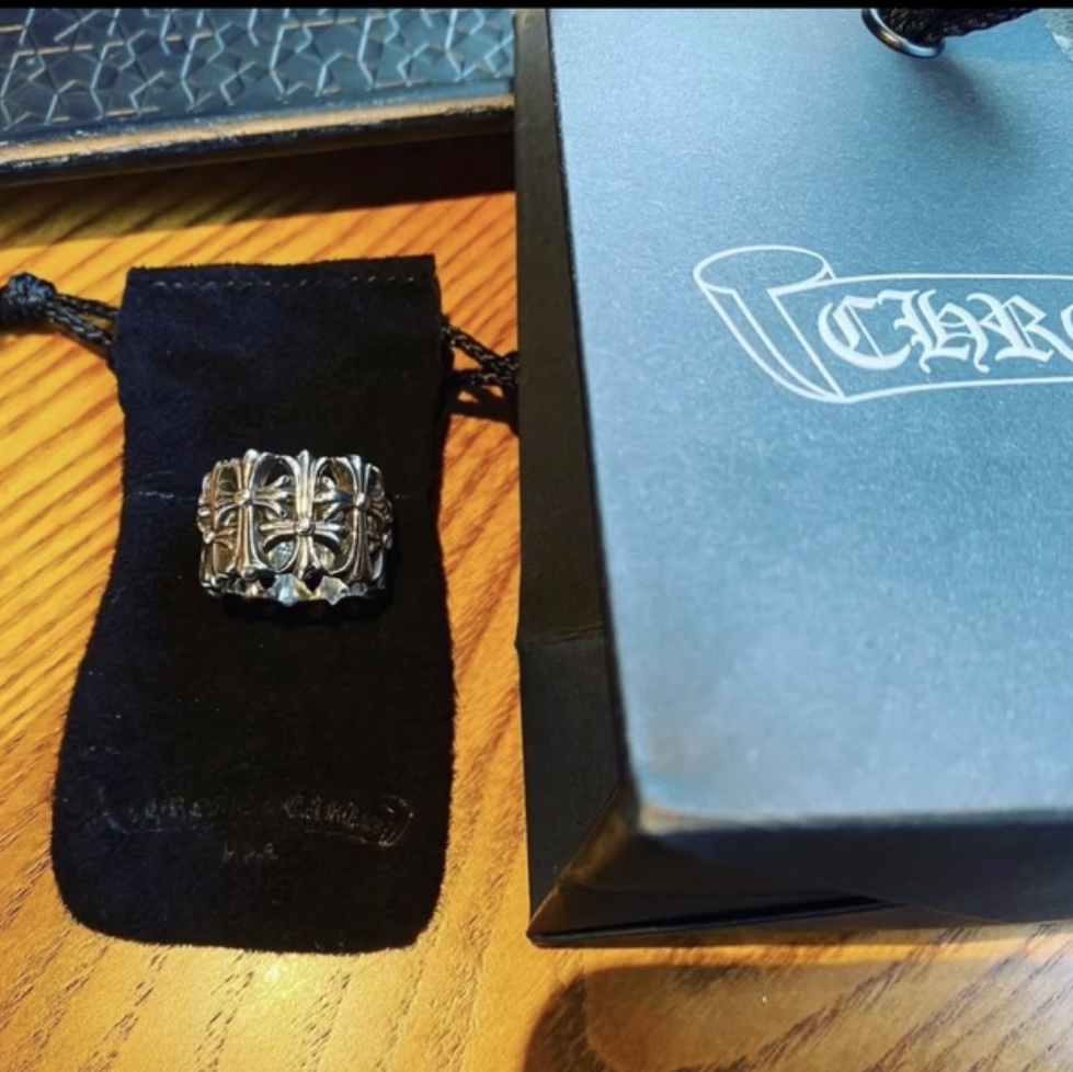 Chrome Hearts Cemetery Ring Silver 착용 스타일