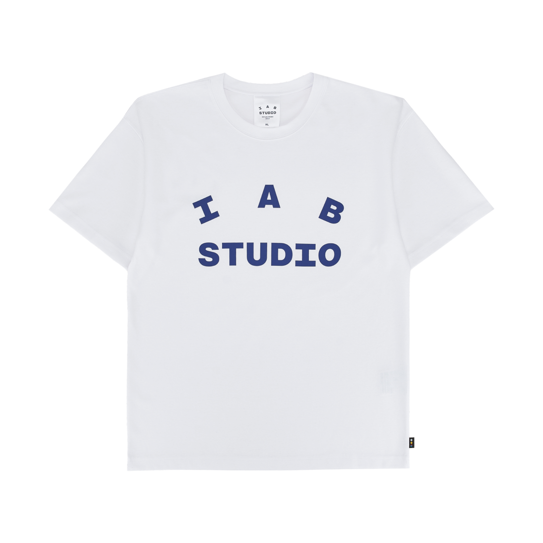 아이앱 스튜디오 조크 티셔츠 화이트 네이비 - 도산 스토어 한정(IAB Studio Joke T-Shirt White Navy - Dosan Store Exclusive)