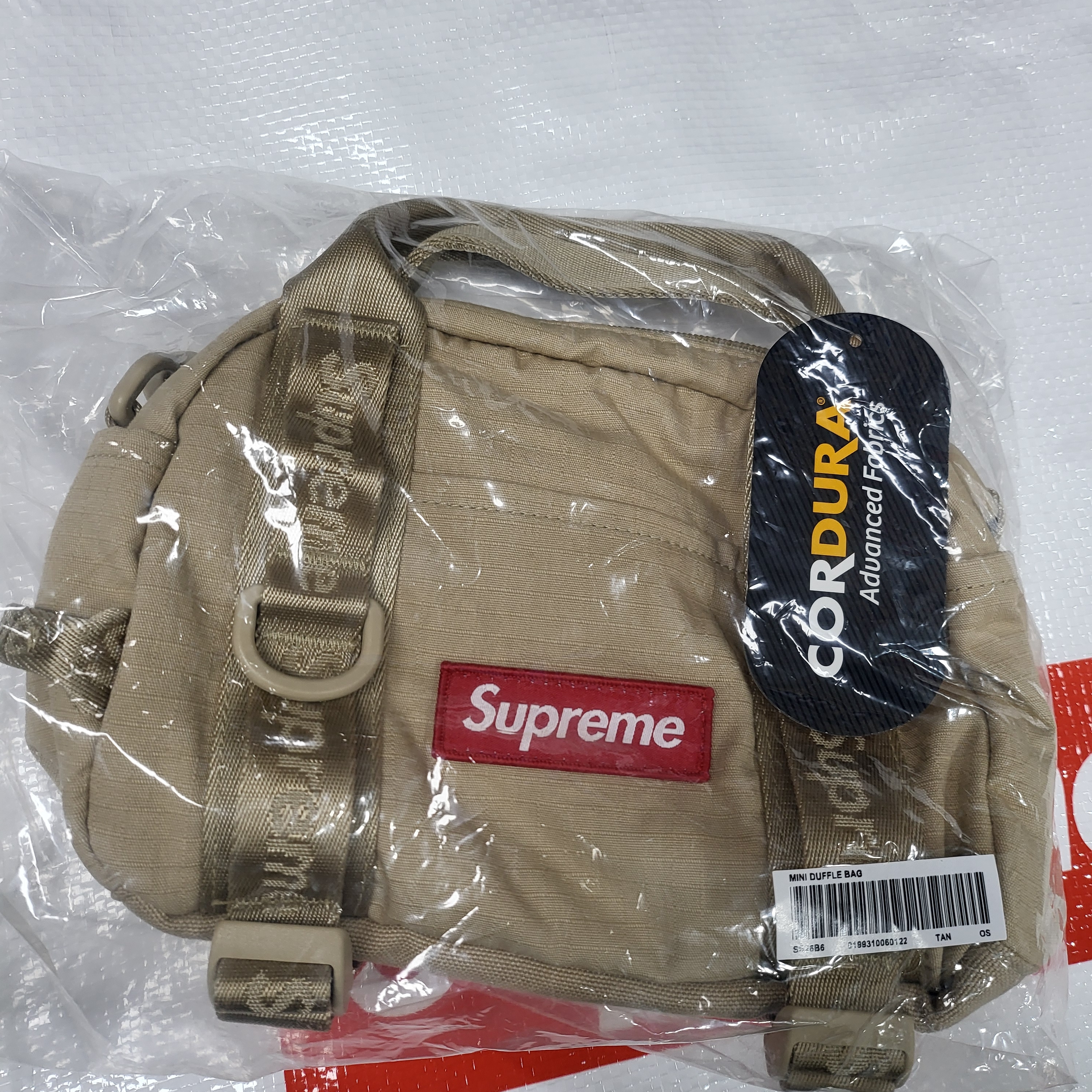 Supreme Mini Duffle Bag Tan - 26SS 착용 스타일