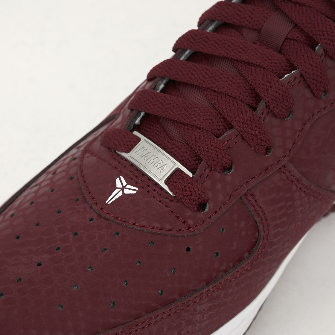 나이키 x 코비 브라이언트 에어포스 1 로우 팀 레드 화이트(Nike x Kobe Bryant Air Force 1 Low Team Red White) - 7