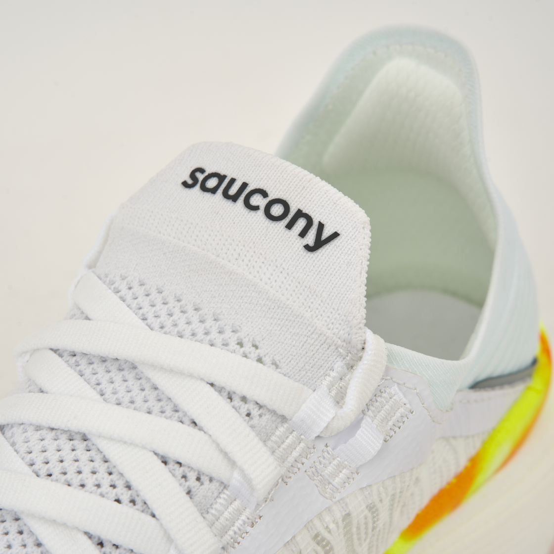 써코니 엔돌핀 엘리트 2 화이트 필(Saucony Endorphin Elite 2 White Peel) - 8