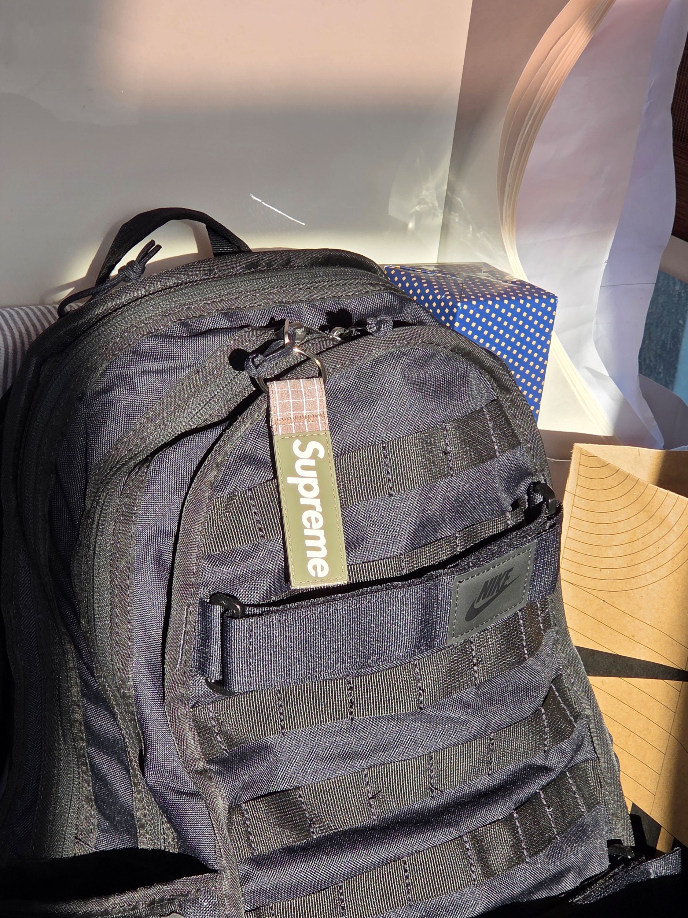 Supreme Ripstop Keychain Woodland Camo - 24SS, Nike NSW RPM Backpack 26L Black 착용 스타일