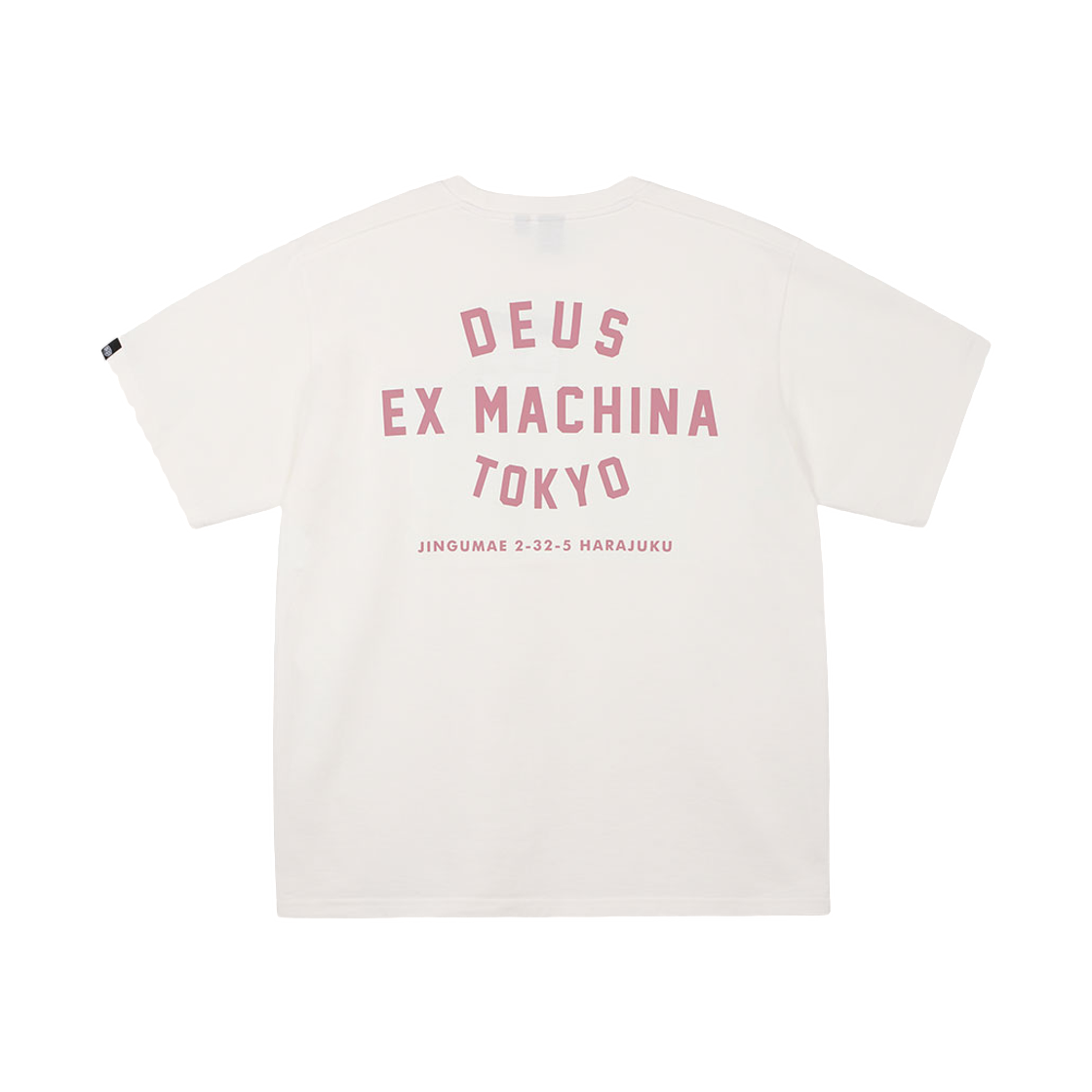 데우스 엑스 마키나 도쿄 컬리지 어드레스 티셔츠 아이보리(Deus Ex Machina Tokyo College Address T-Shirt Ivory)