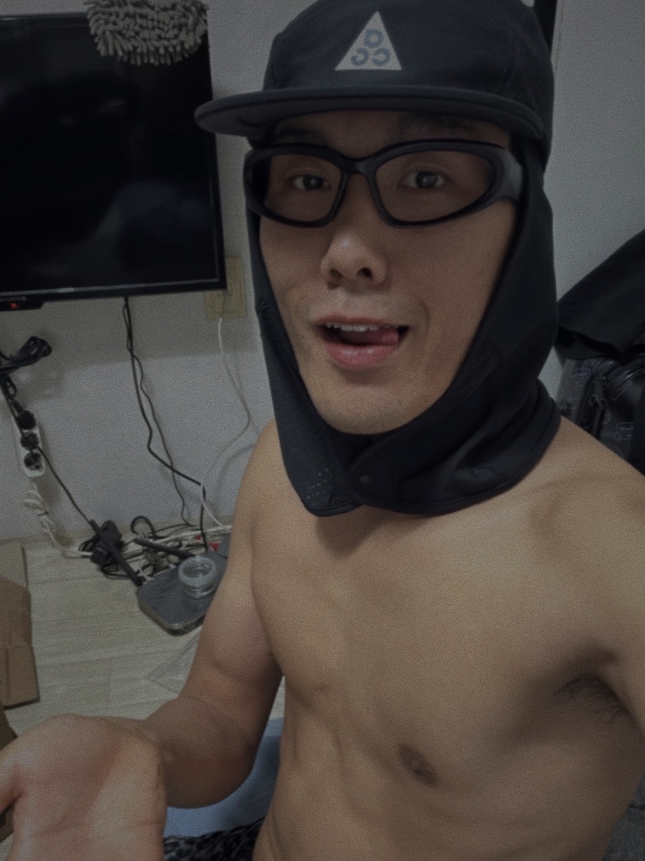 Nike ACG Fly Cap Black 착용 스타일