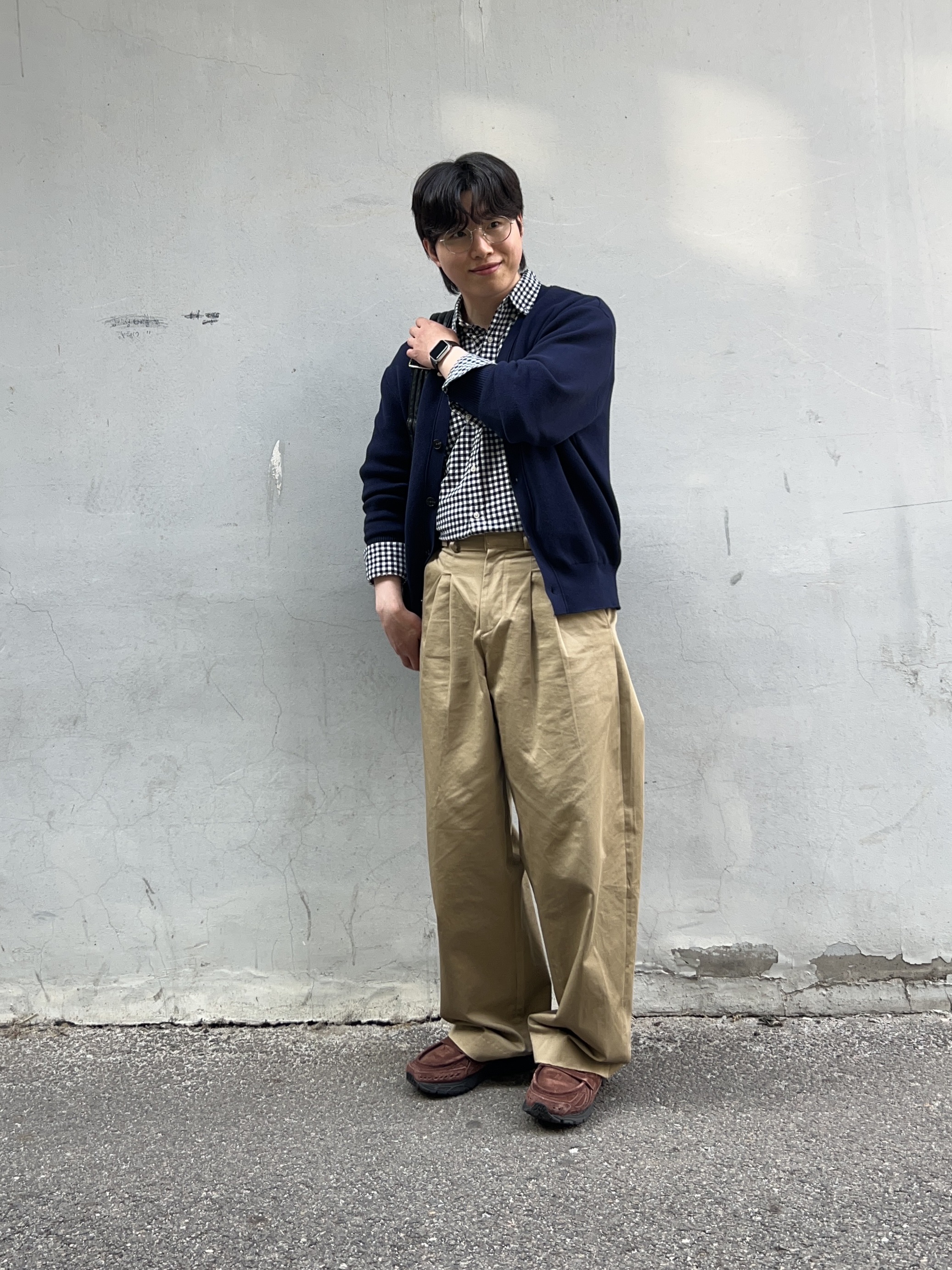 New Balance 1906L Rich Oak 착용 스타일 - 2