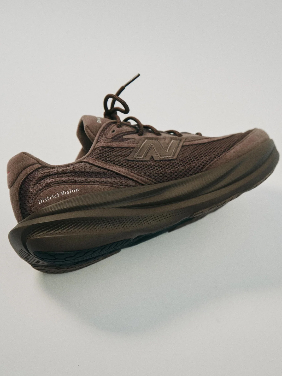 New Balance x District Vision 1080v15 Cortado Black, (W) New Balance x District Vision 1080v15 Cortado Black 착용 스타일 - 4