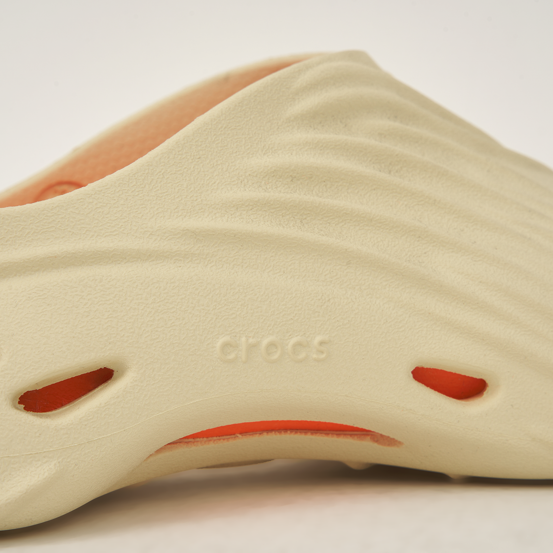 크록스 에코 웨이브 클로그 바닐라(Crocs Echo Wave Clog Vanilla) - 8