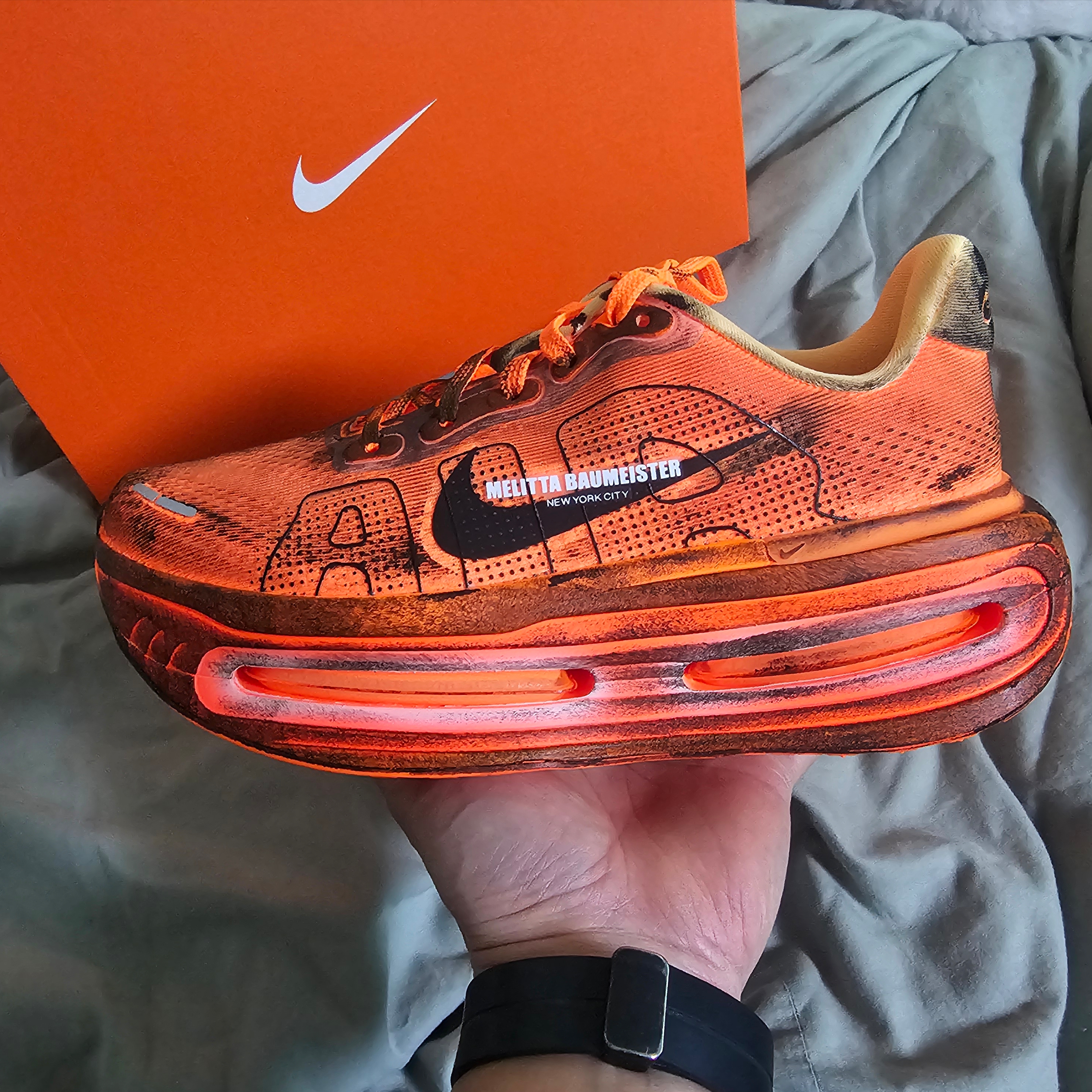 (W) Nike x Melitta Baumeister Vomero Premium Total Orange and Orange Chalk 착용 스타일 - 4