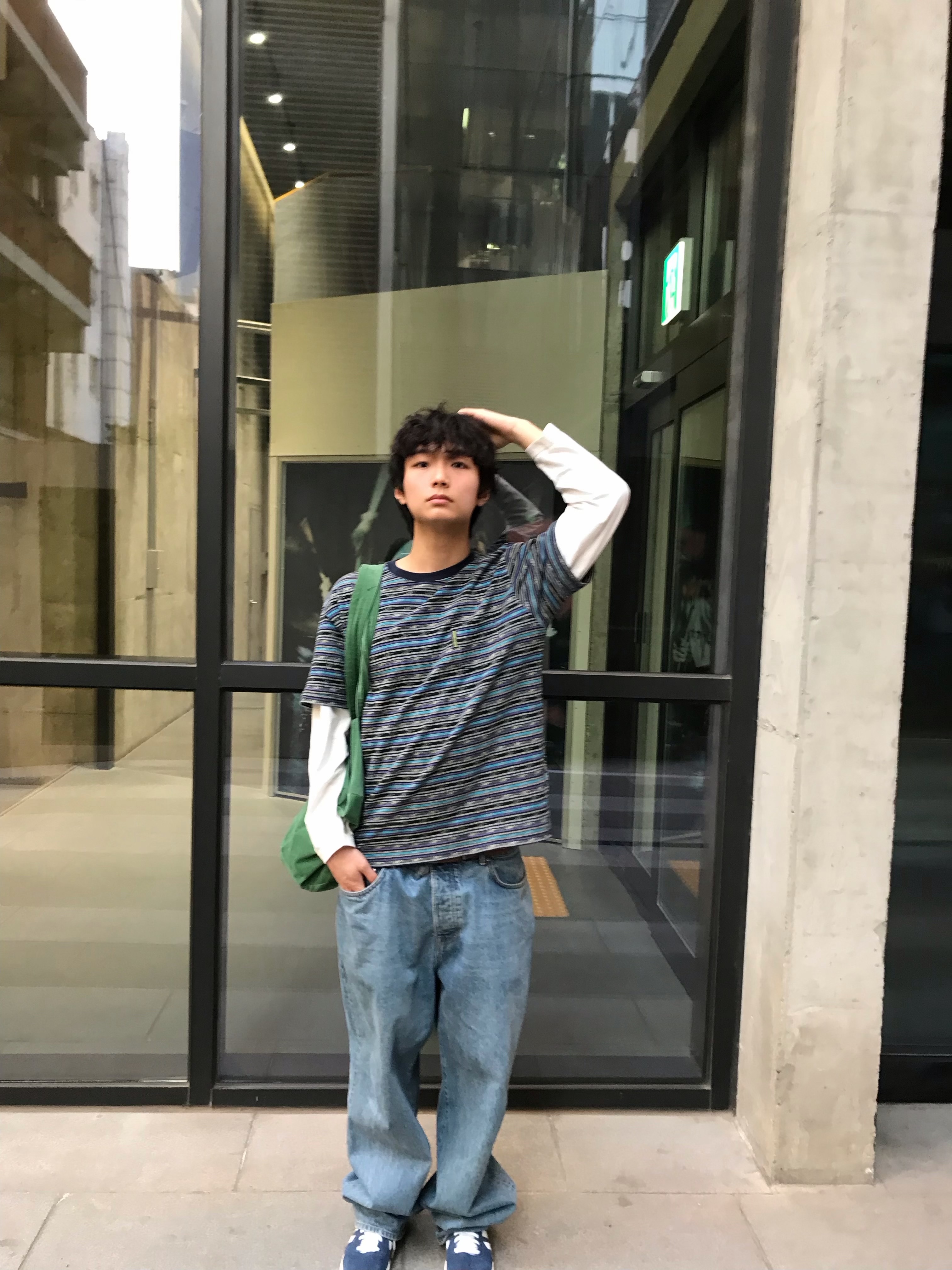 Stussy Big Ol' Jean Denim Indigo Stone Wash, Adidas Tyshawn Mid Collegiate Navy Cloud White 착용 스타일 - 2