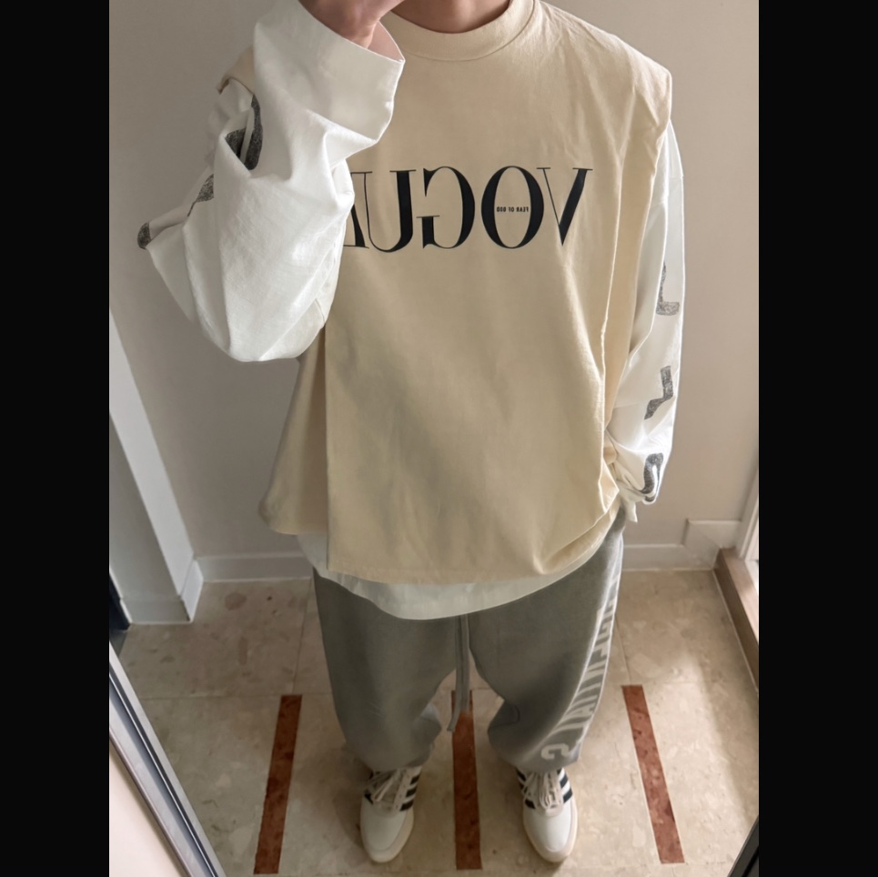 Essentials Fleece Relaxed Sweatpant Dark Heather - 24FW, Adidas x Fear of God Athletics Los Angeles Cream White 착용 스타일
