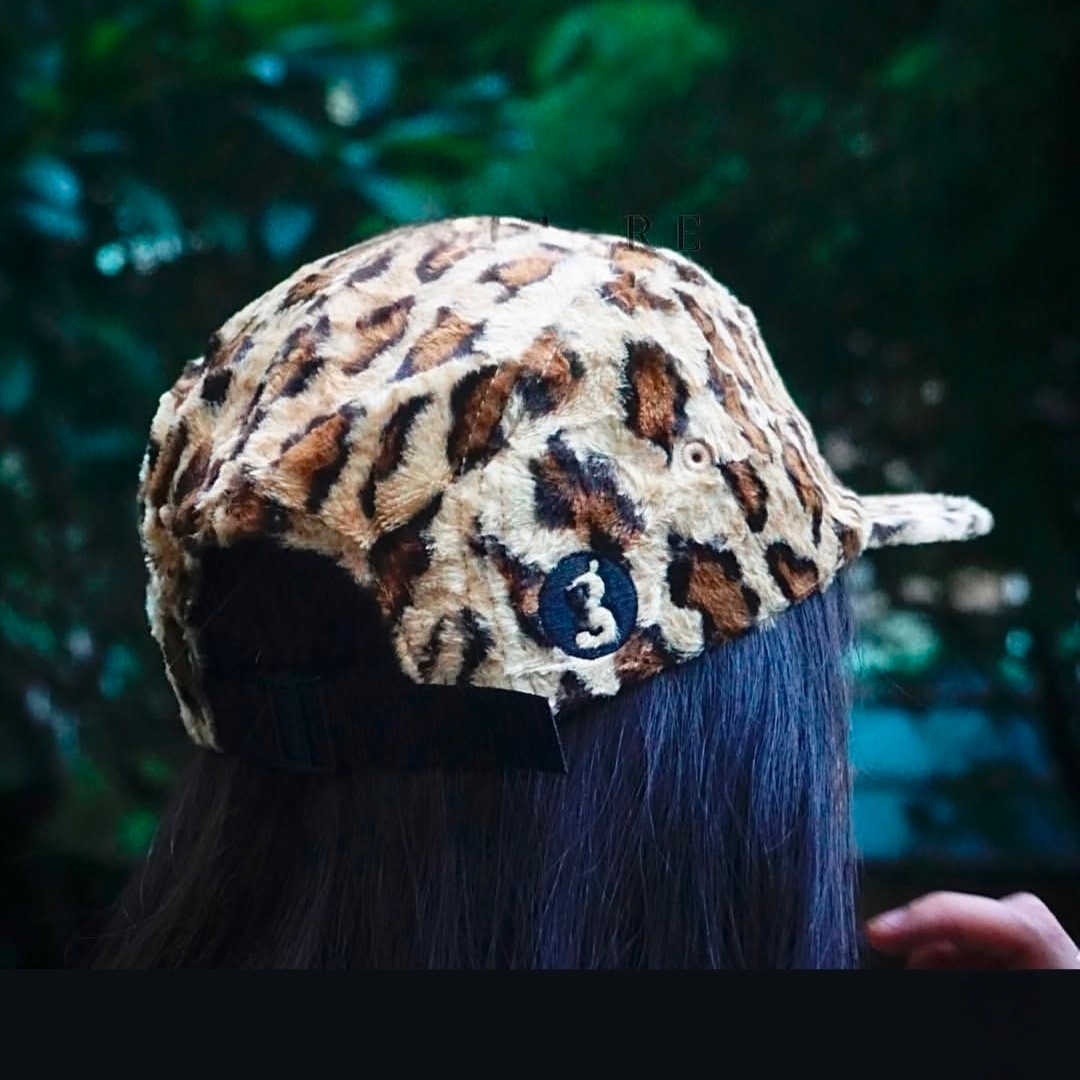 Supreme x GOODENOUGH Crushed Rayon Pile Camp Cap Leopard - 25SS 착용 스타일 - 5