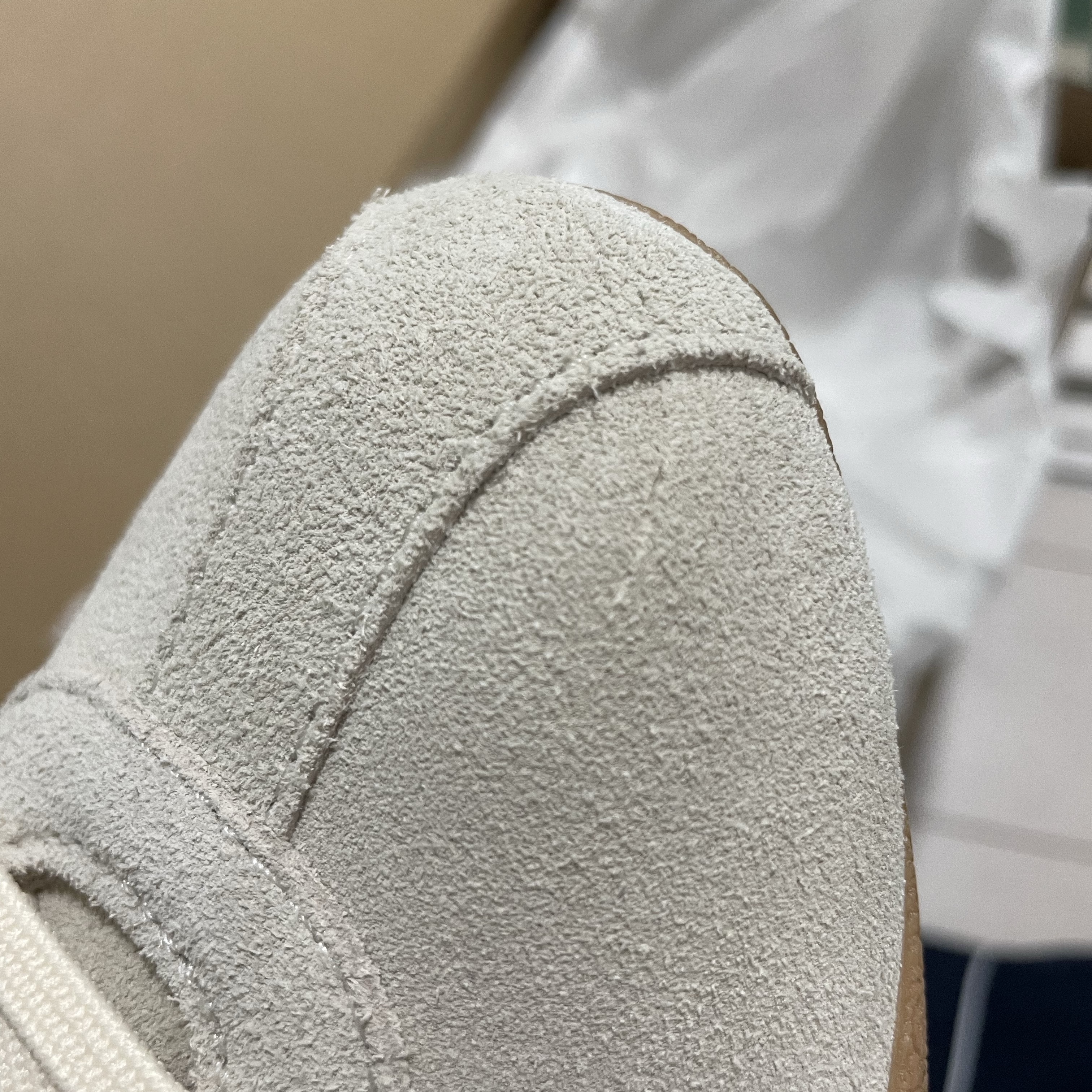 (W) Adidas Tokyo Espresso Wonder White 착용 스타일 - 1