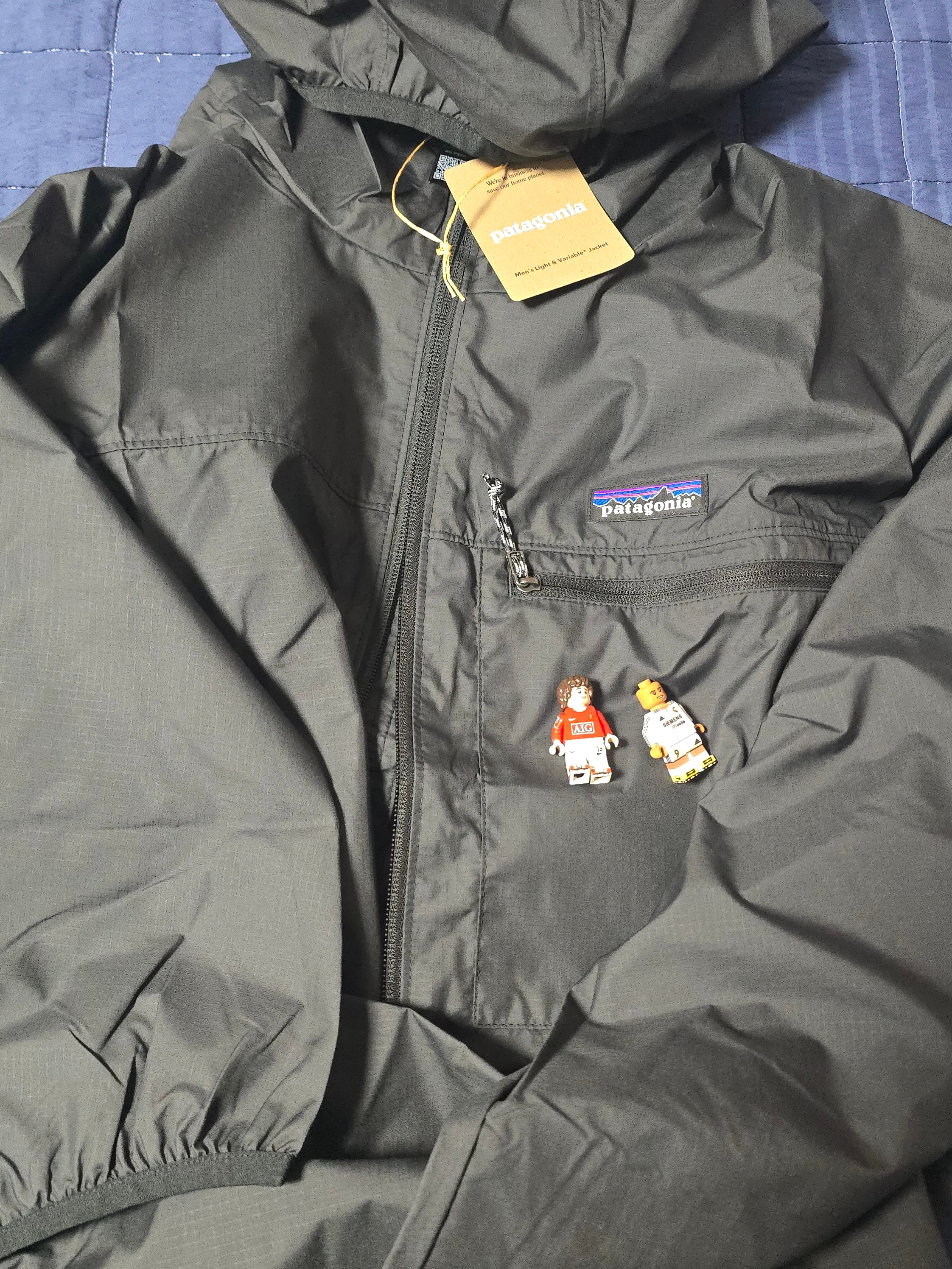 Patagonia Light Variable Jacket Black 착용 스타일 - 1