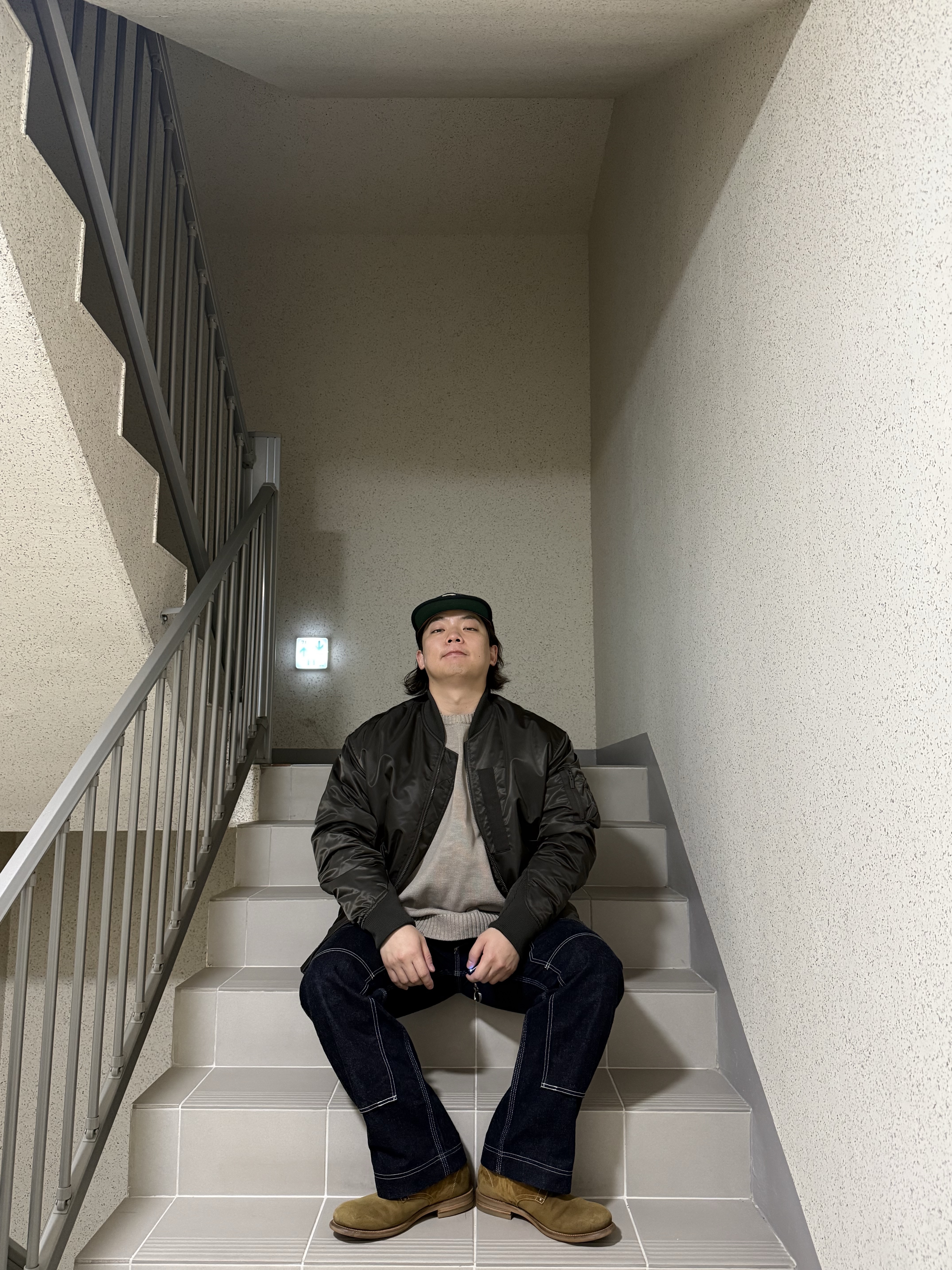 Uniqlo x Jil Sander Hybrid Down Oversized MA-1 Jacket Gray 착용 스타일 - 6
