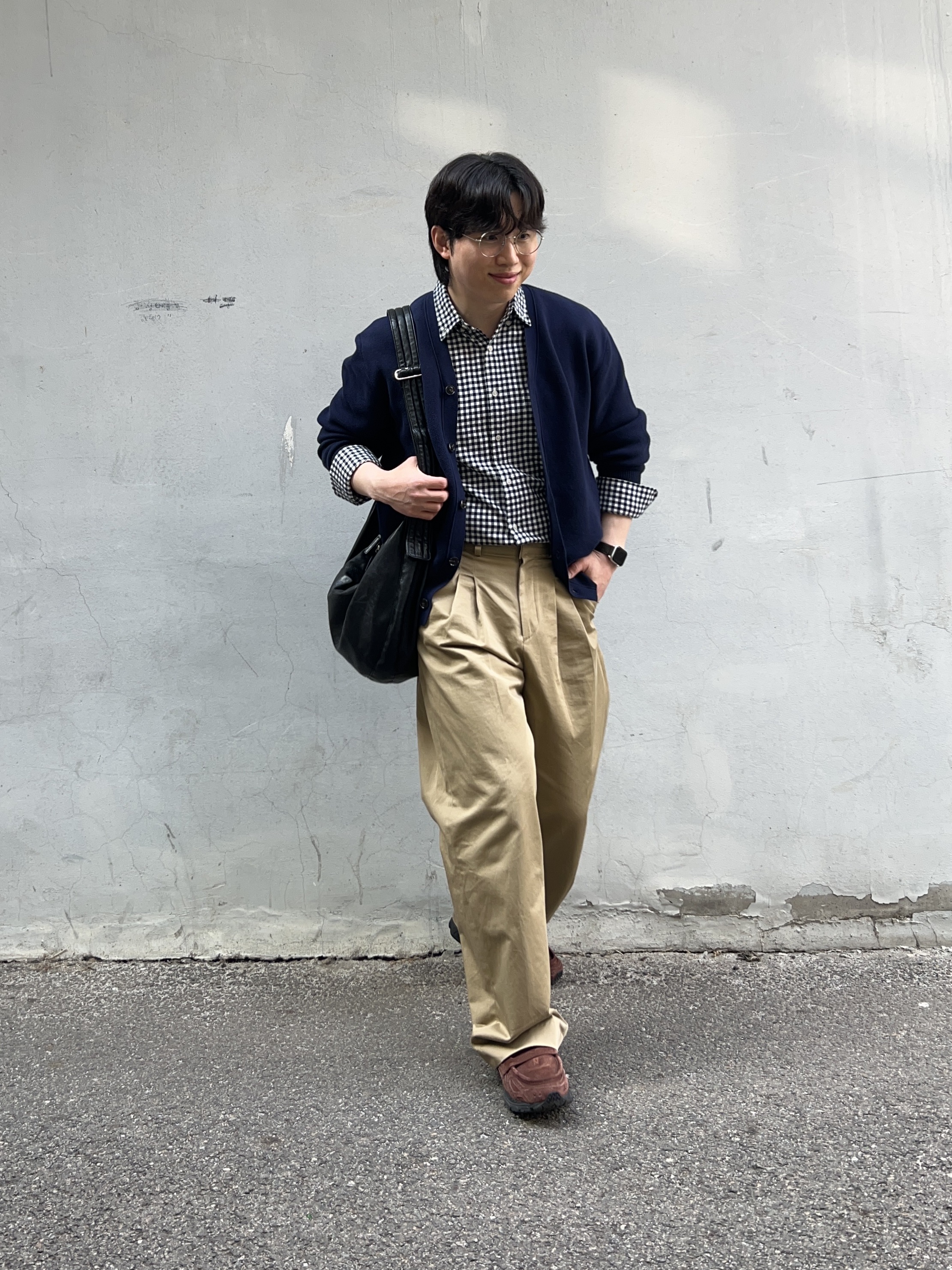 New Balance 1906L Rich Oak 착용 스타일 - 3