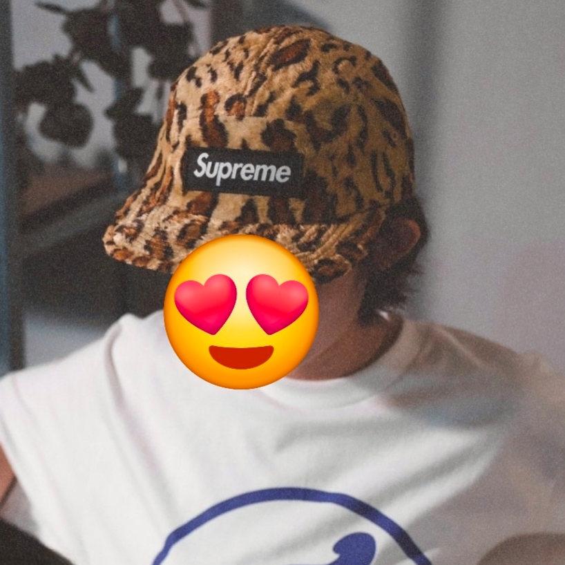 Supreme x GOODENOUGH Crushed Rayon Pile Camp Cap Leopard - 25SS 착용 스타일 - 2