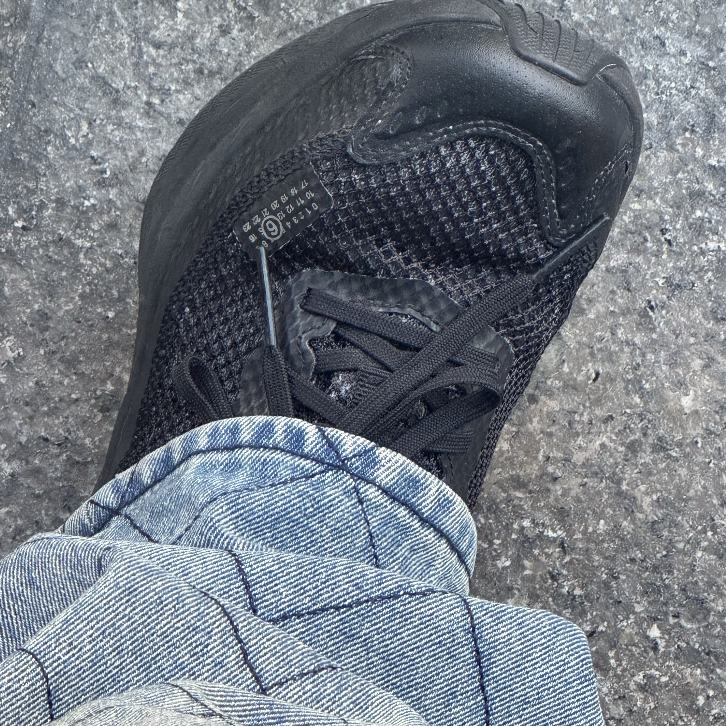 Salomon x MM6 Maison Margiela Spectur 2 Black Pewter 착용 스타일