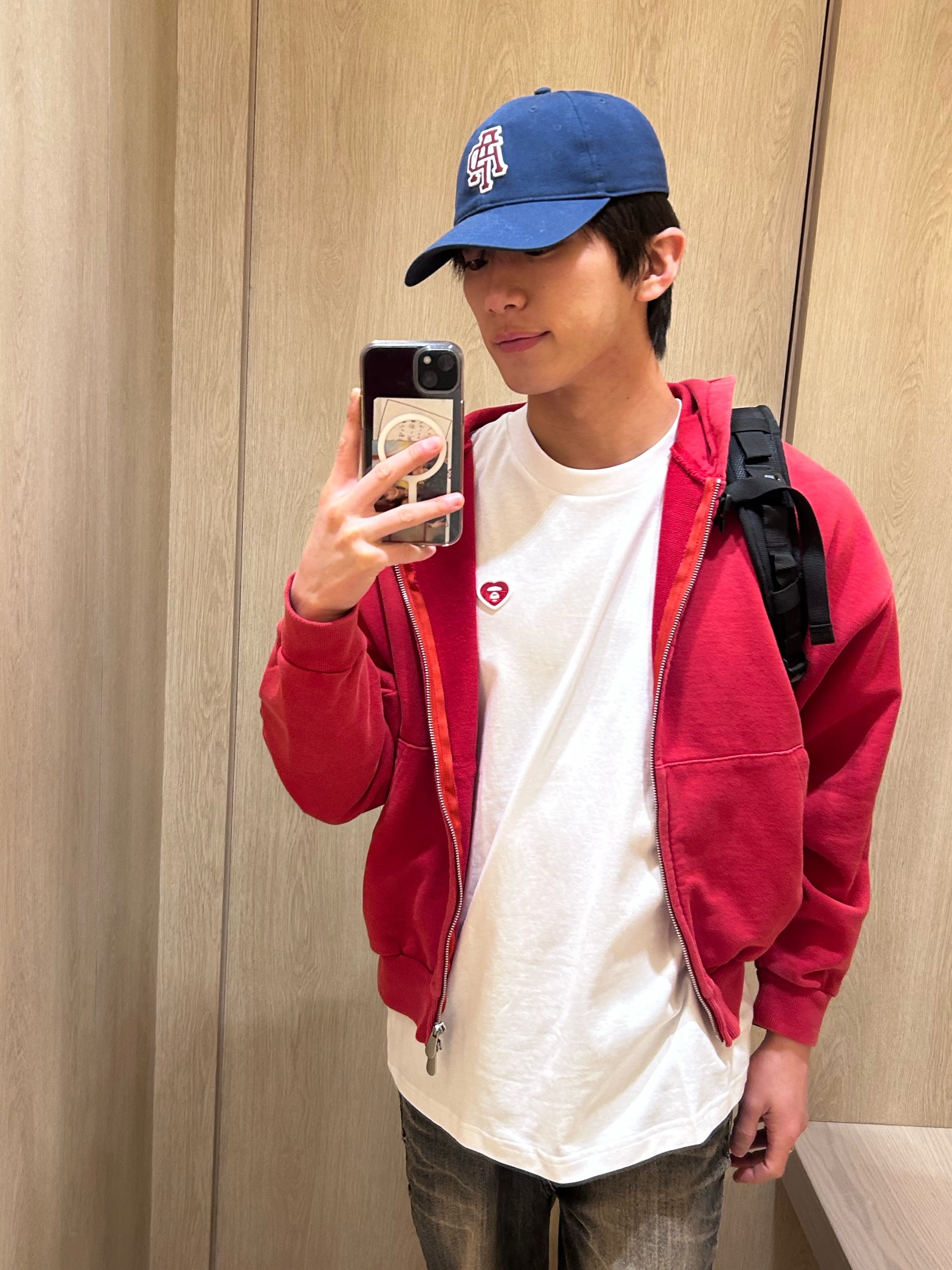 AAPE Now Heart Tee White - 26SS, AAPE Basic Cap Navy - 25FW 착용 스타일 - 2