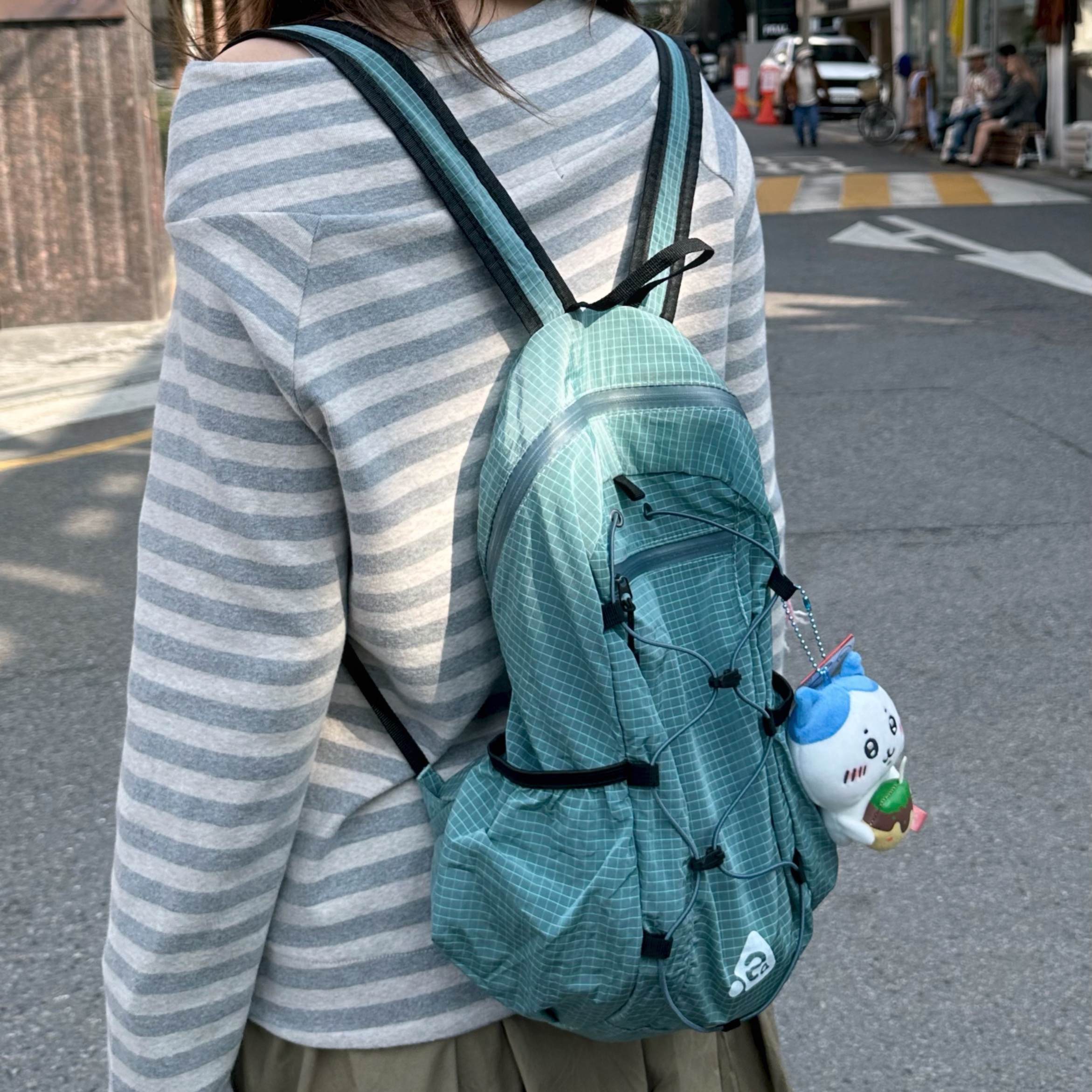 (W) Honsby Darling Harbour Black 착용 스타일 - 2