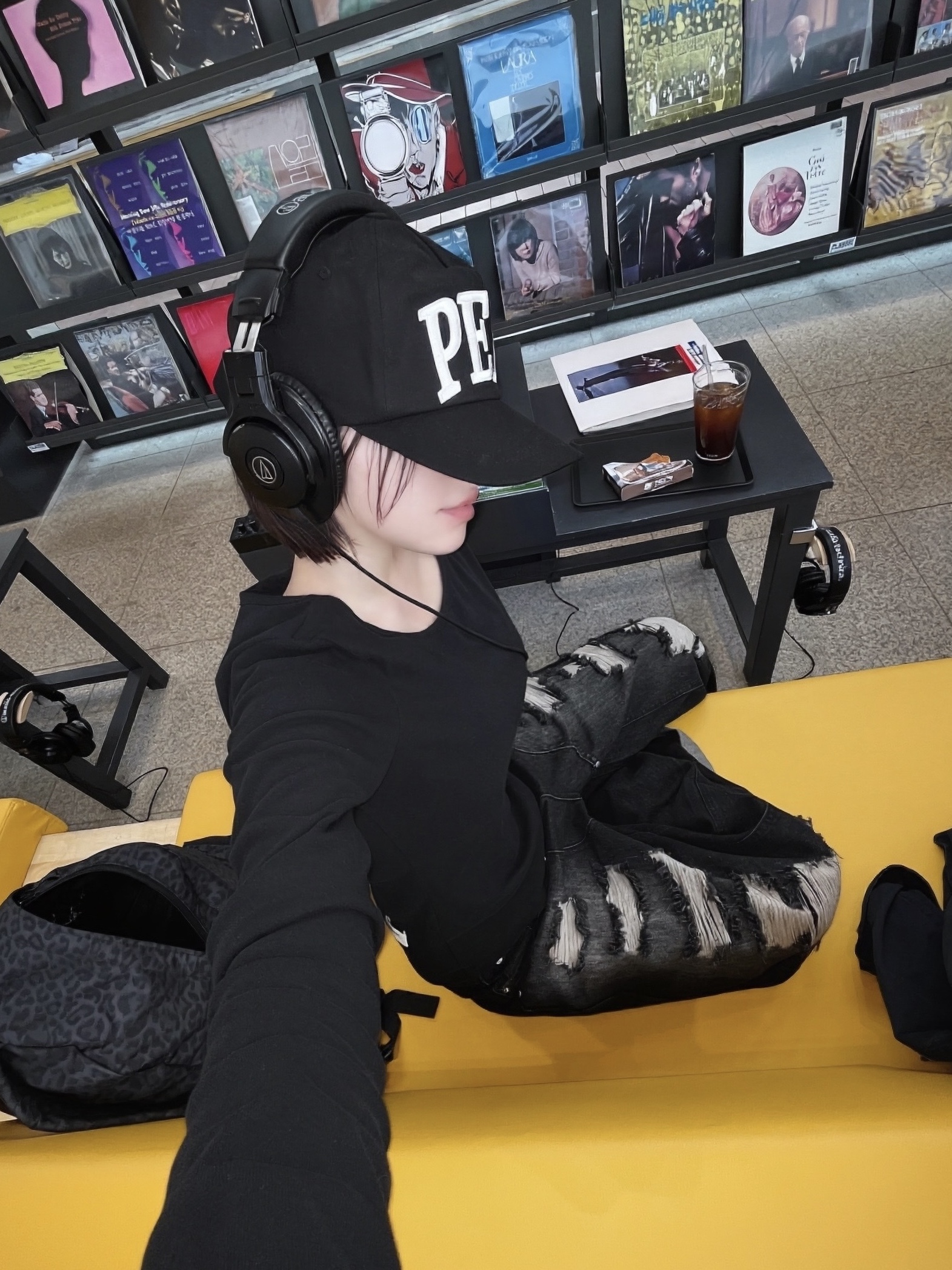 Permanent Archive 5-Panel PER Cap Black 착용 스타일 - 4