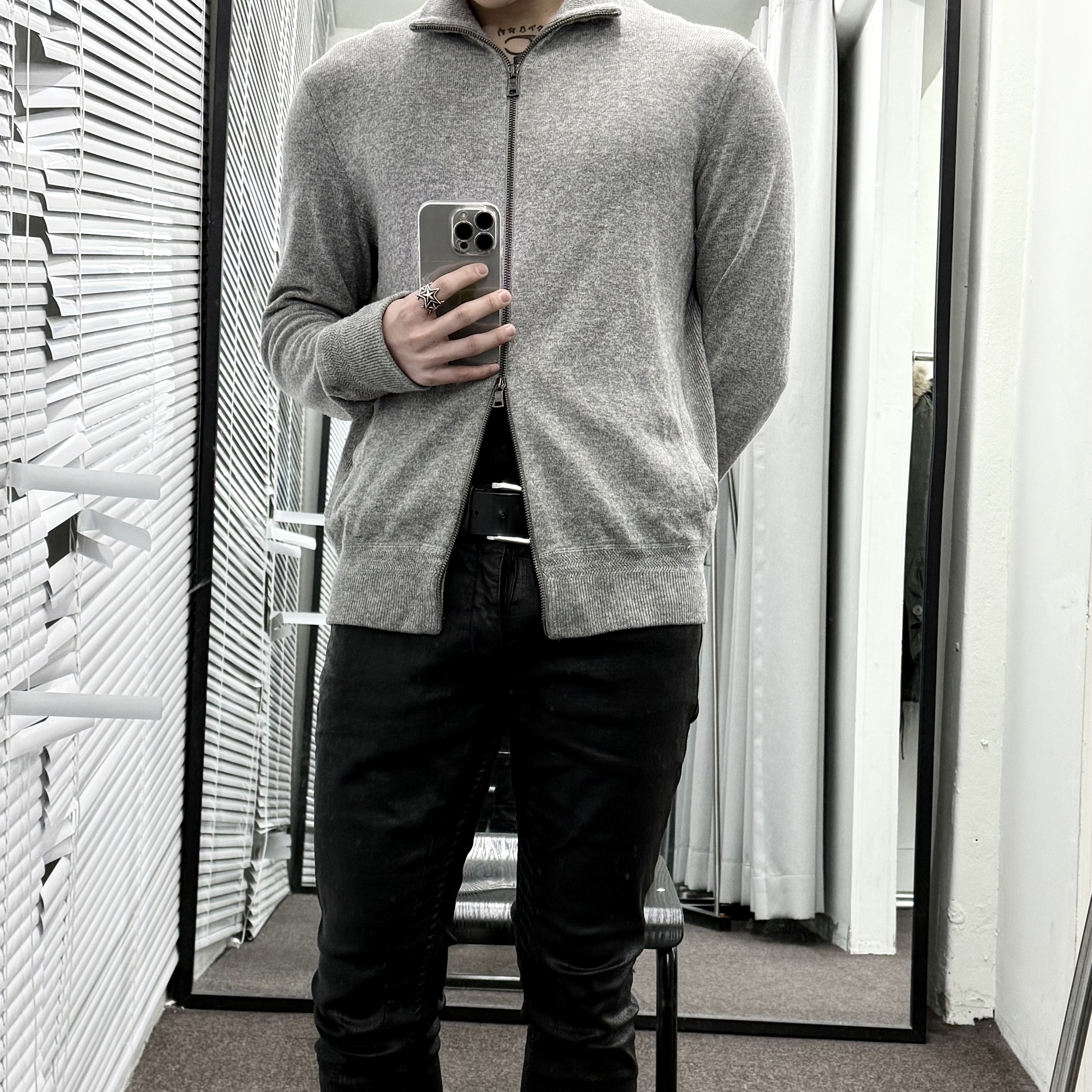 [20% 적립] Polo Ralph Lauren Cable Knit Cotton Sweater Faw Grey Heather - 25FW, Rick Owens Drkshdw Detroit Cut Stretch Denim Jeans Black 착용 스타일 - 1