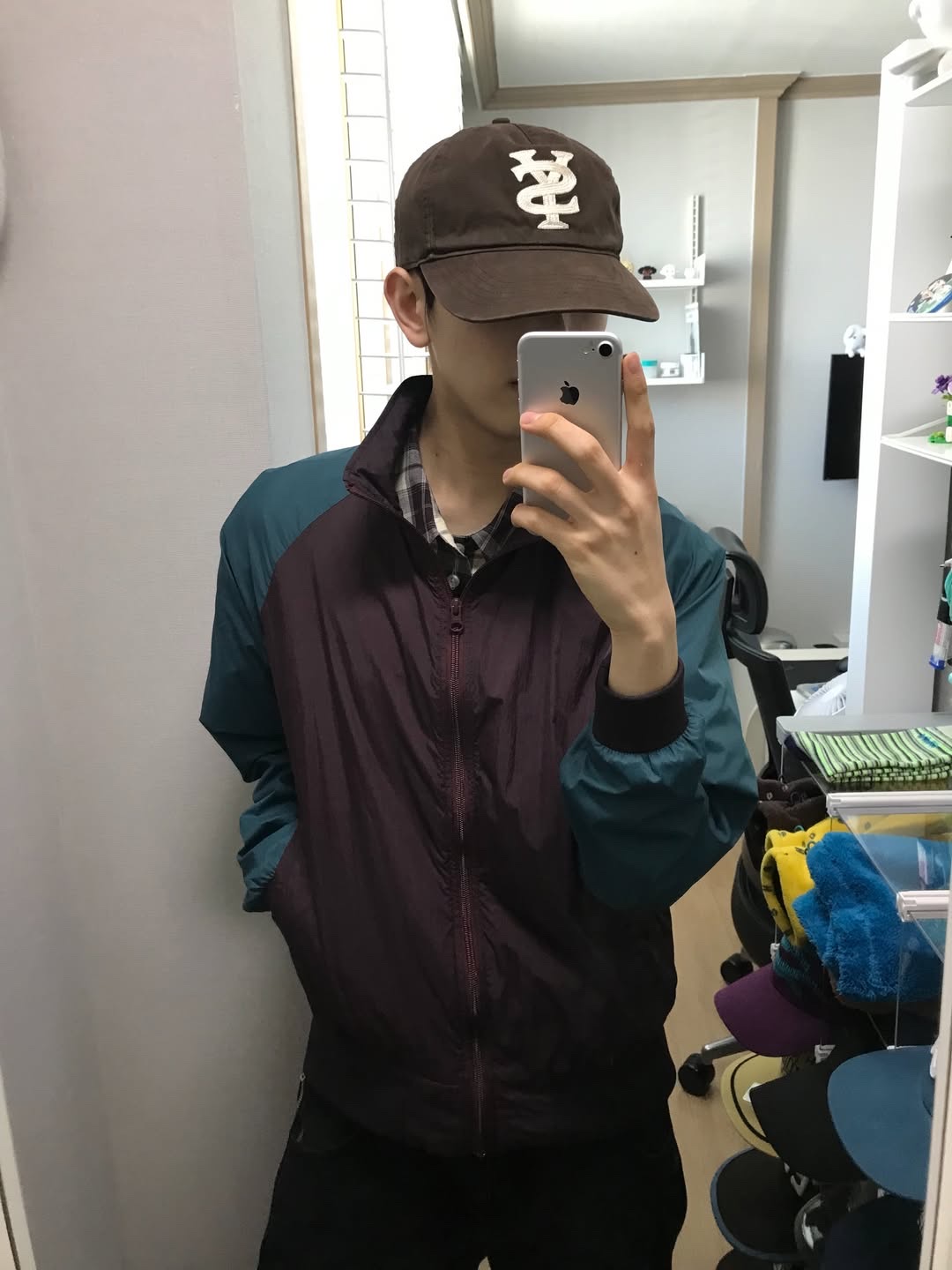 Sunday Ceremony Sy Logo 5 Panel Cotton Cap - Brown 착용 스타일