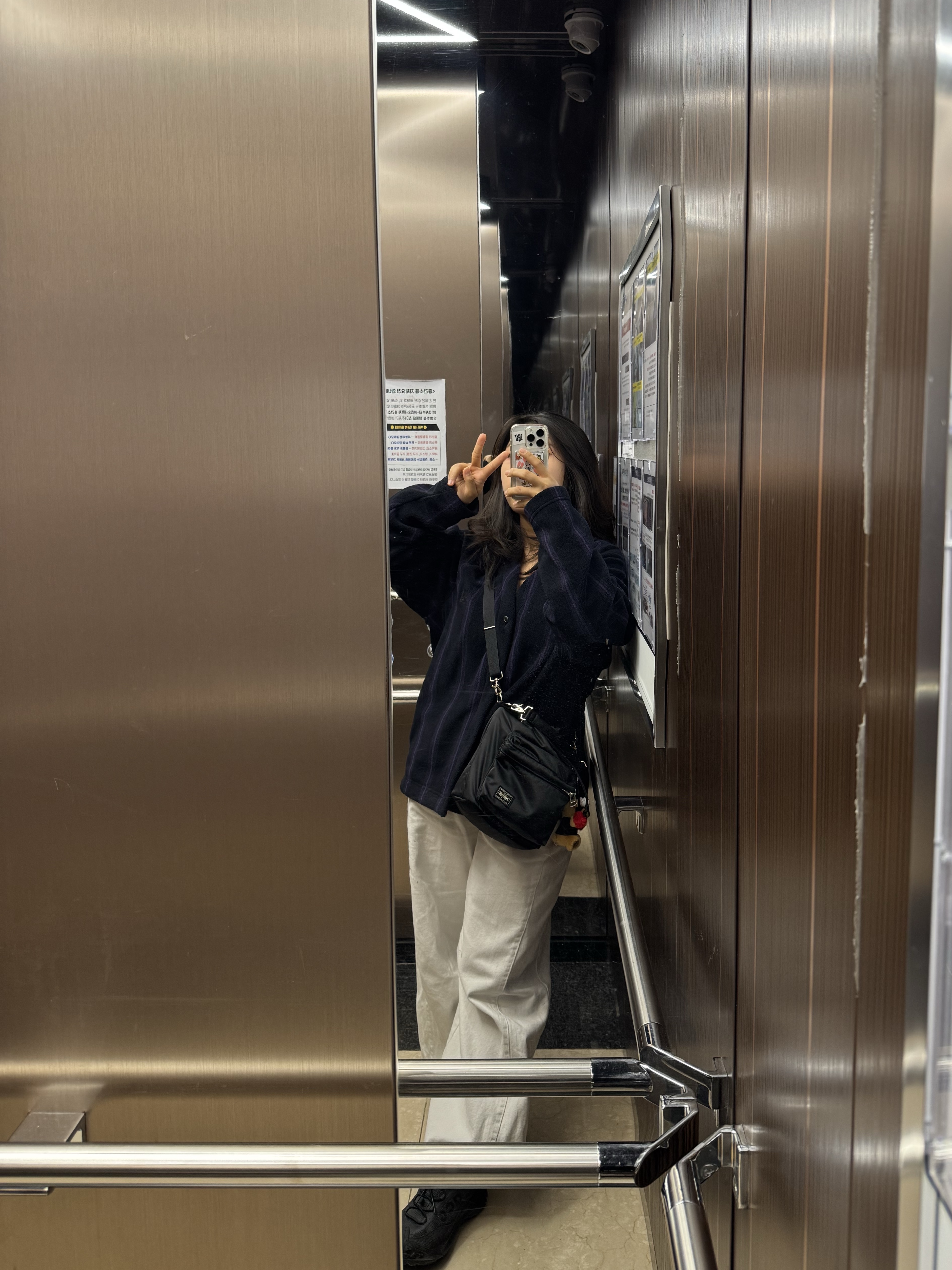 Uniqlo x Needles Fleece Oversized Cardigan Black - KR, Porter Balloonsac Black 착용 스타일