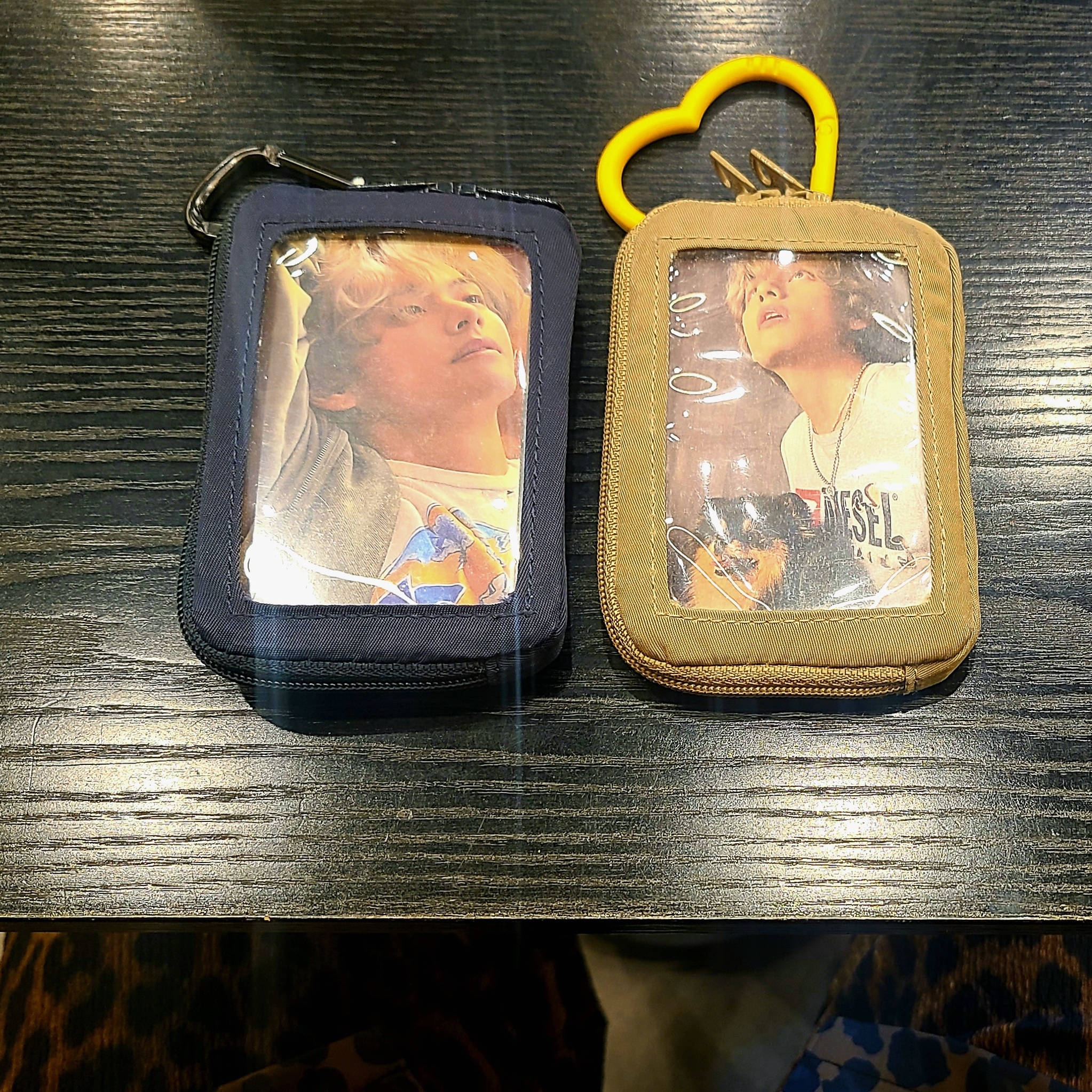 Human Made Military Card Case Navy, Human Made Military Card Case Beige 착용 스타일 - 1