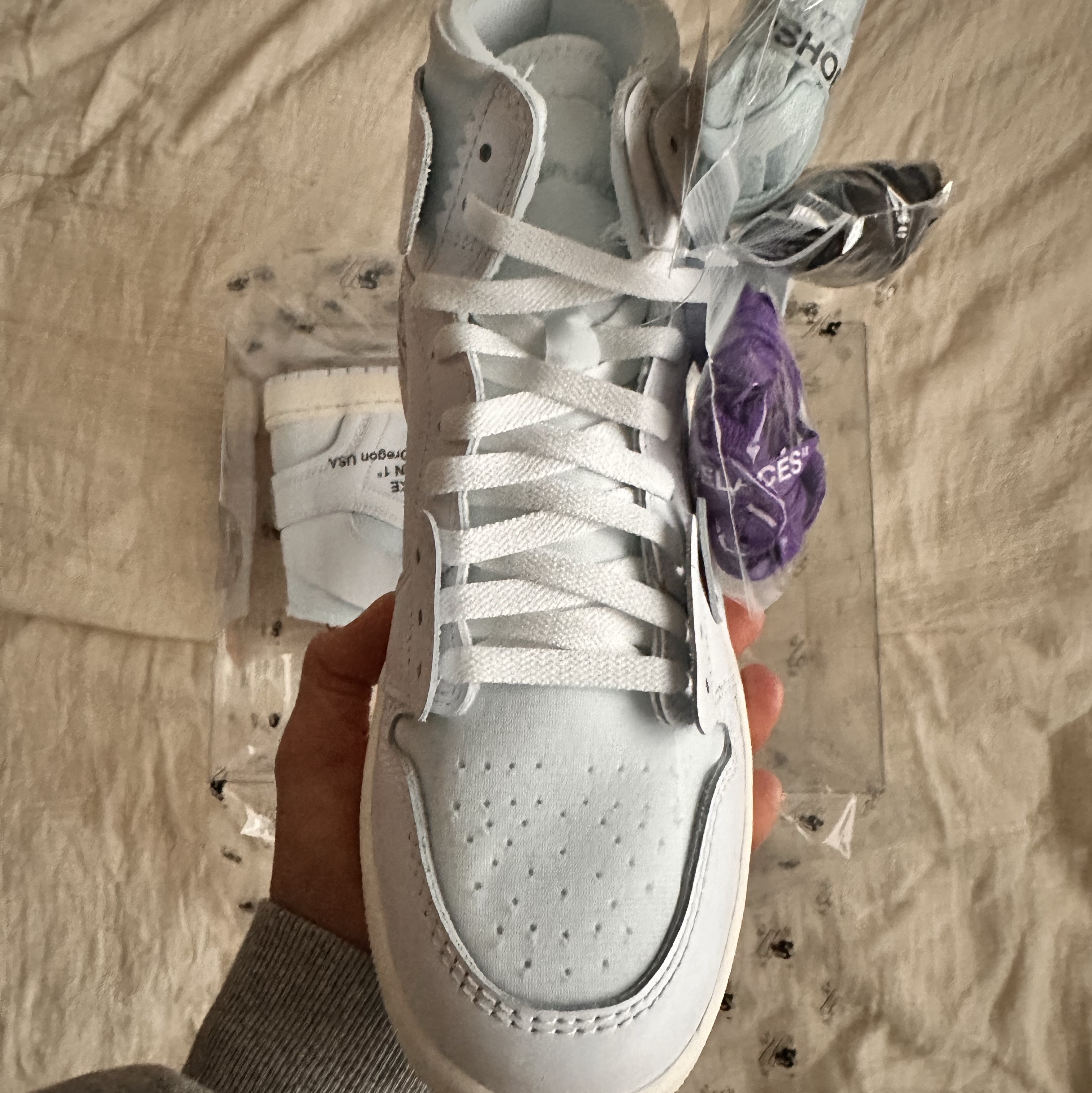Jordan 1 x Virgil Abloh Archive Retro High Alaska White 착용 스타일 - 4