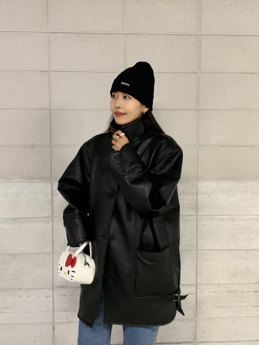 Supreme Overdyed Beanie Black, Low Classic T-1 Lc Vibram Sneakers Silver 착용 스타일 - 2