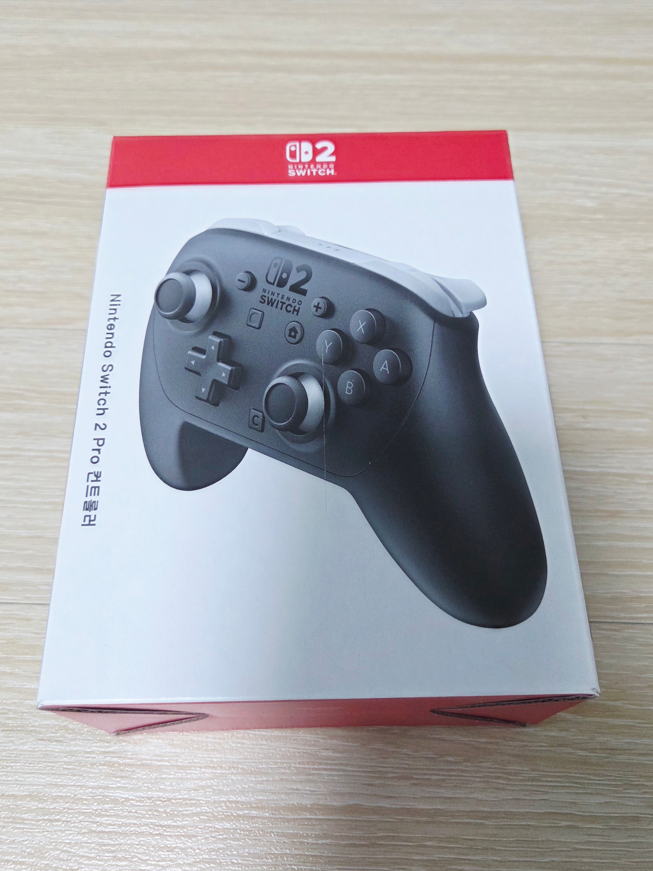 Nintendo Switch 2 Pro Controller Black 착용 스타일 - 1