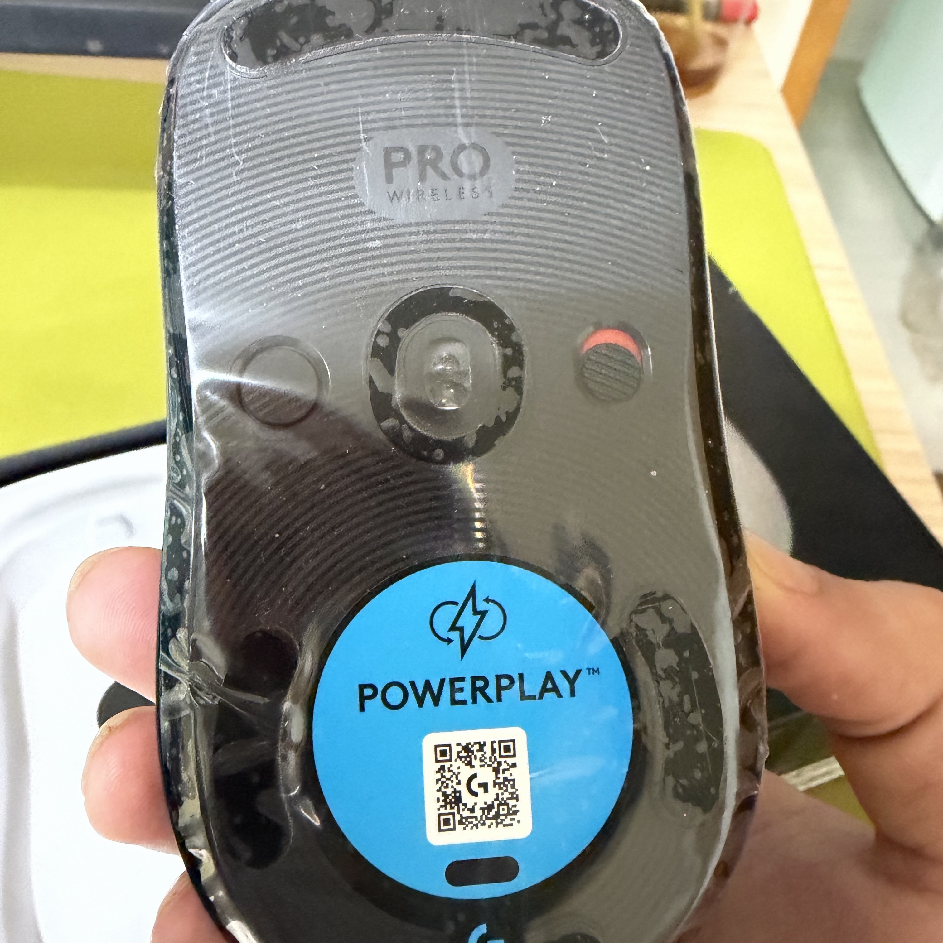 Logitech G Pro X 2 Superstrike Wireless Gaming Mouse Silver Black (Korean Ver.) 착용 스타일 - 3