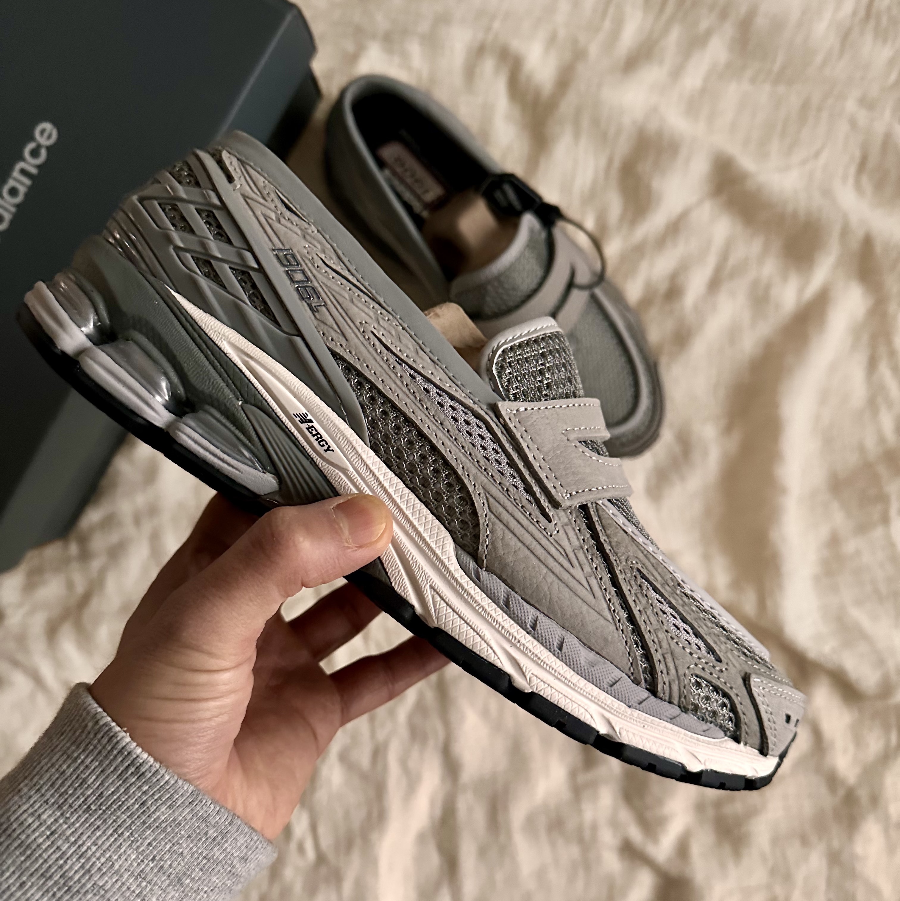 New Balance 1906L Raincloud Slate Grey - D Standard 착용 스타일 - 3