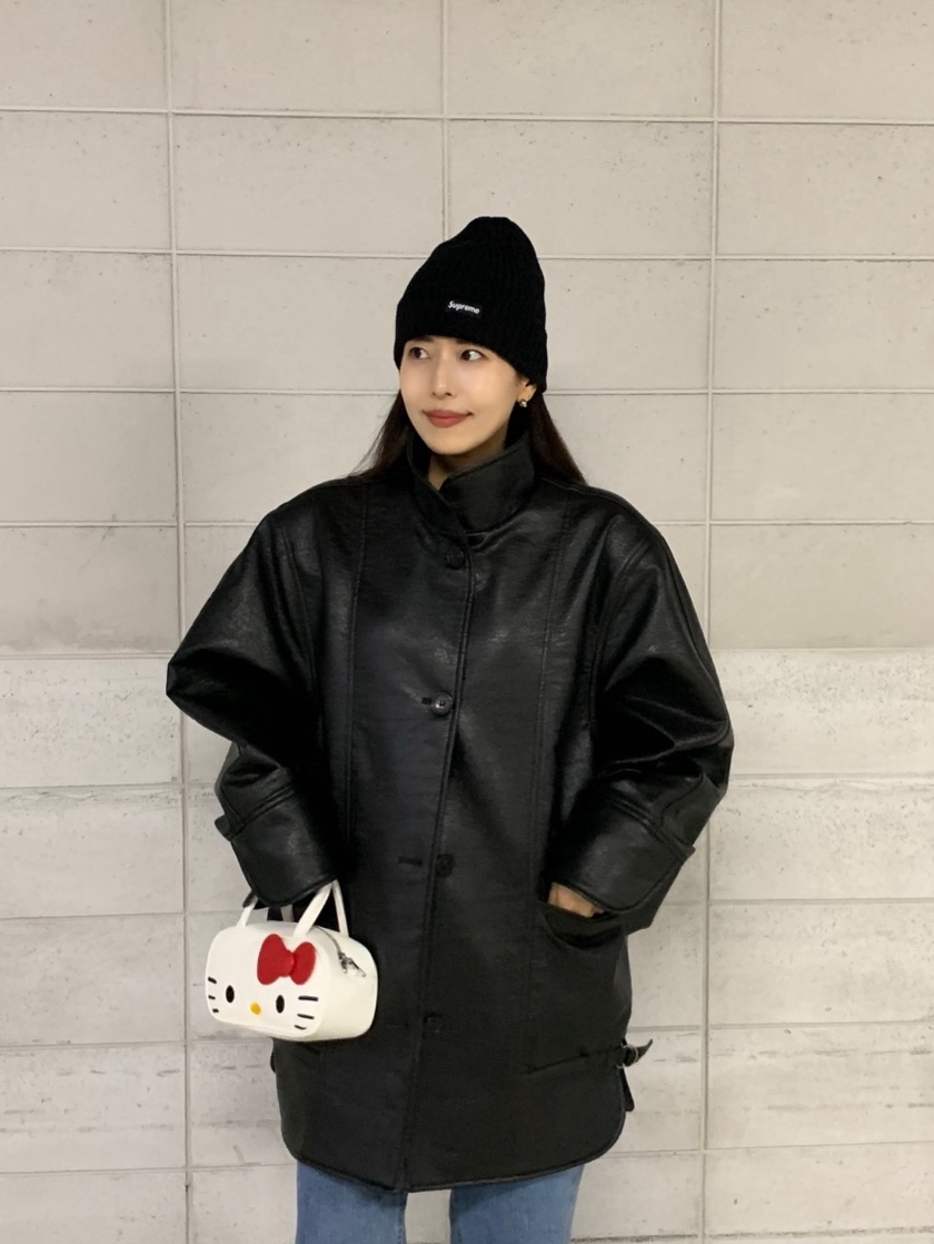 Supreme Overdyed Beanie Black, Low Classic T-1 Lc Vibram Sneakers Silver 착용 스타일 - 1