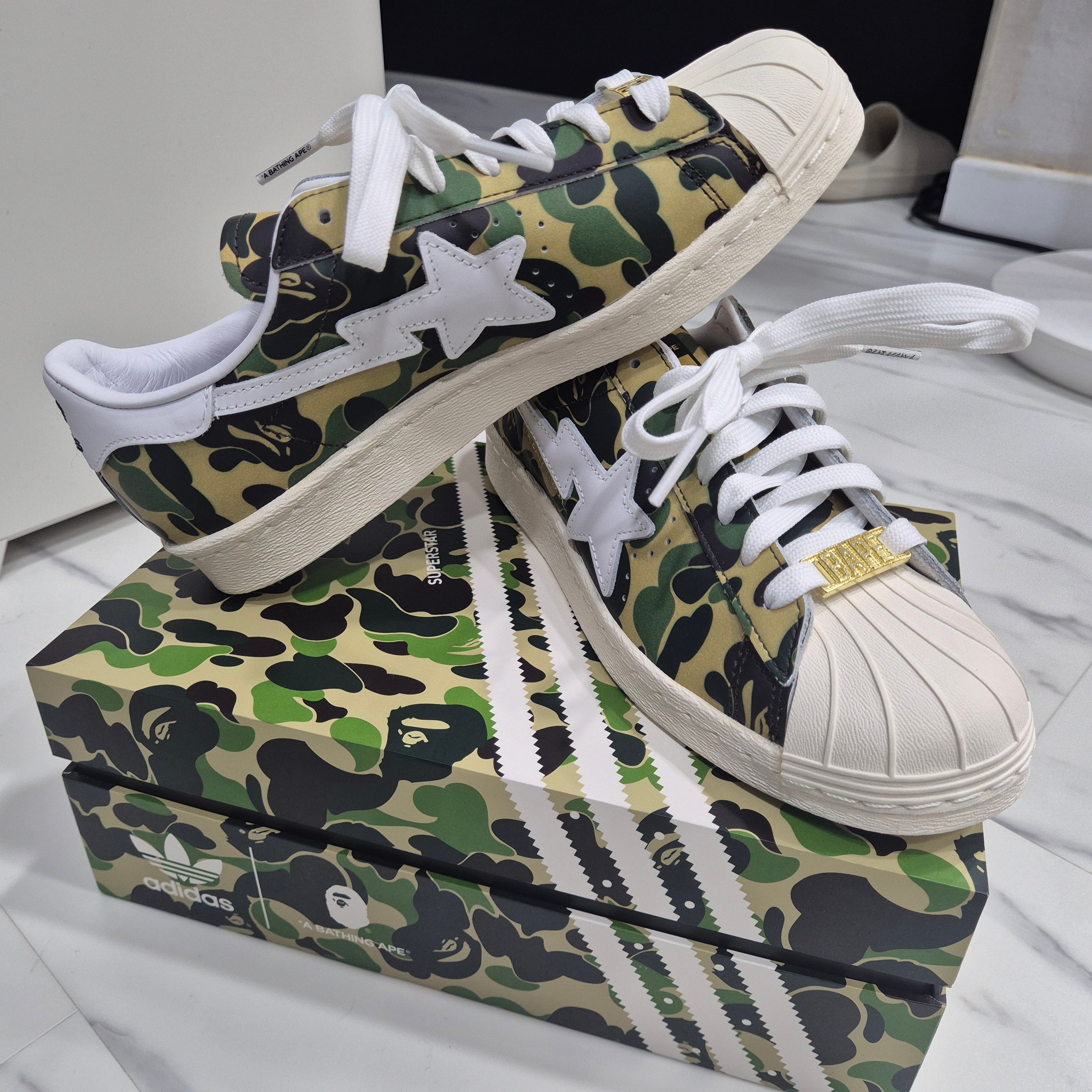 Adidas x BAPE Superstar 80s Green Camo 착용 스타일 - 1