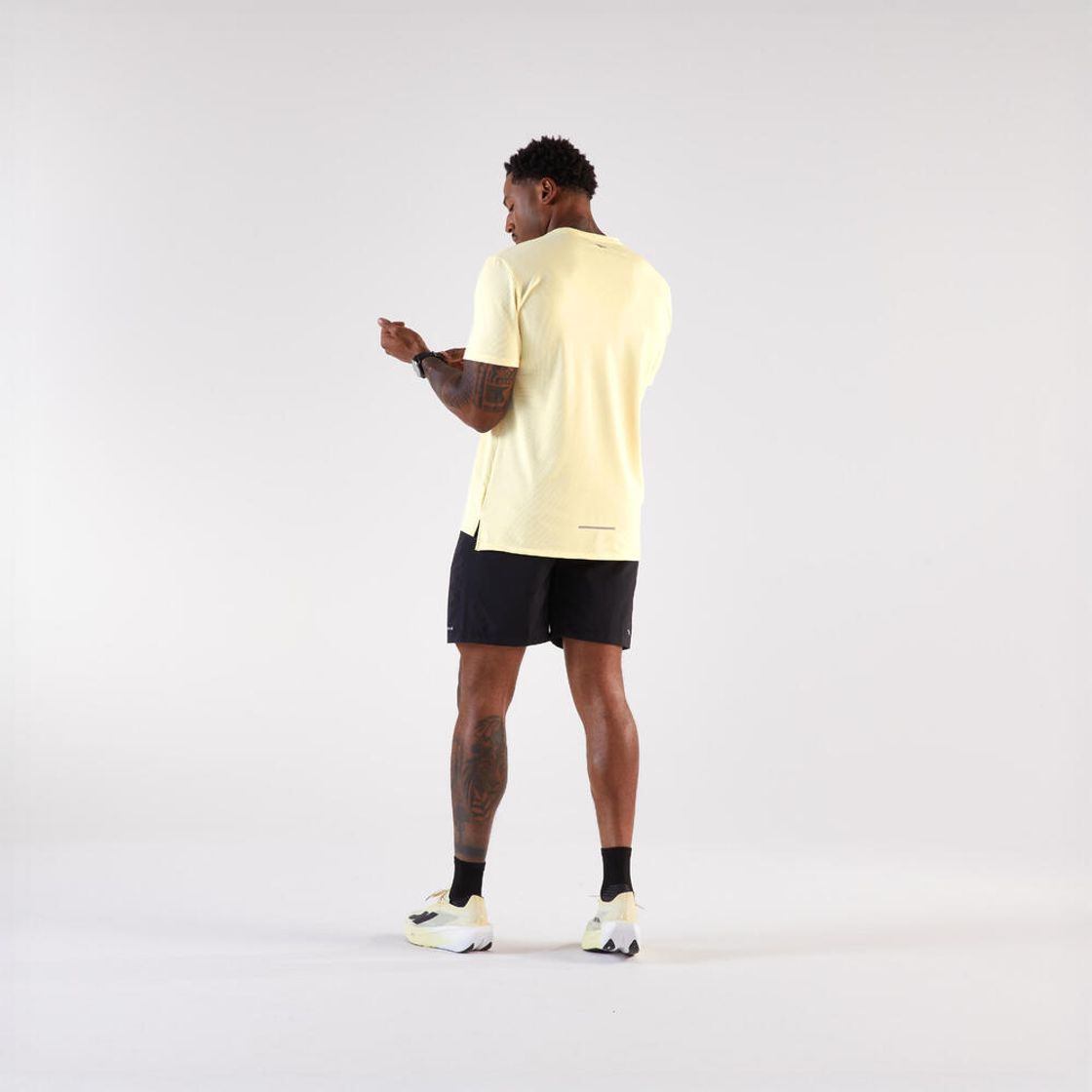 데카트론 남성 러닝 반팔 티 런 드라이 500 바닐라 옐로우(DECATHLON Men's Running Short-Sleeved T-Shirt Run Dry 500 Vanilla Yellow) - 7