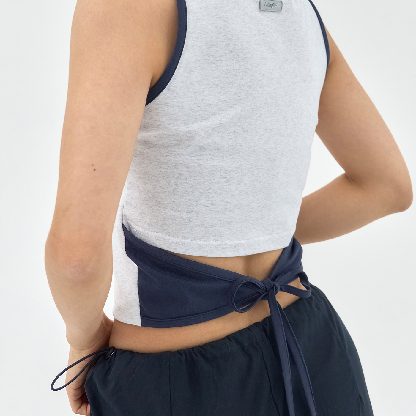 알테그리히 투톤 라인 슬리브리스 네이비(ALLTAGLICH Two Tone Line Sleeveless_Navy) - 3