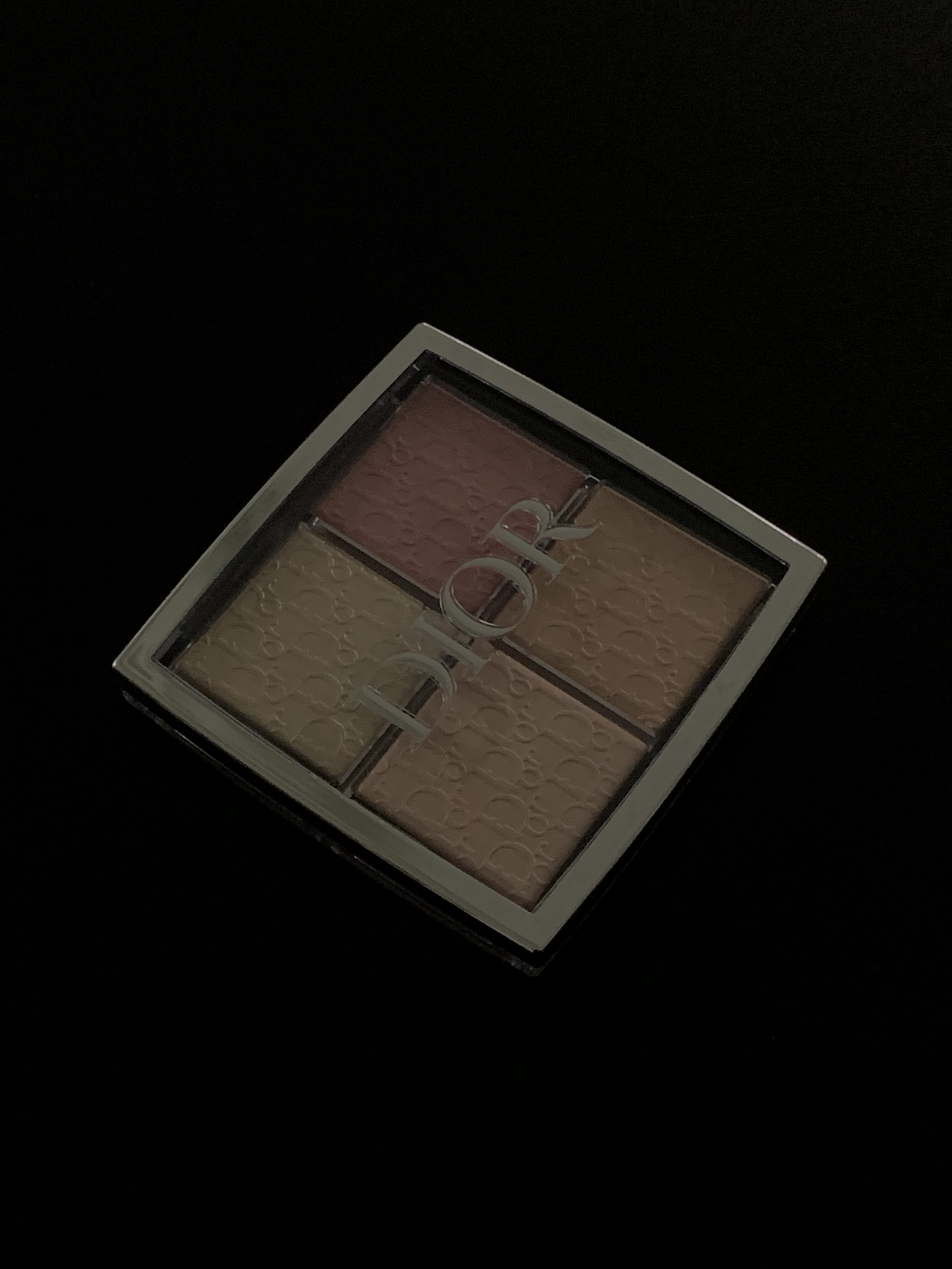 Dior Backstage Glow Face Palette 004 Rose Gold 착용 스타일 - 2