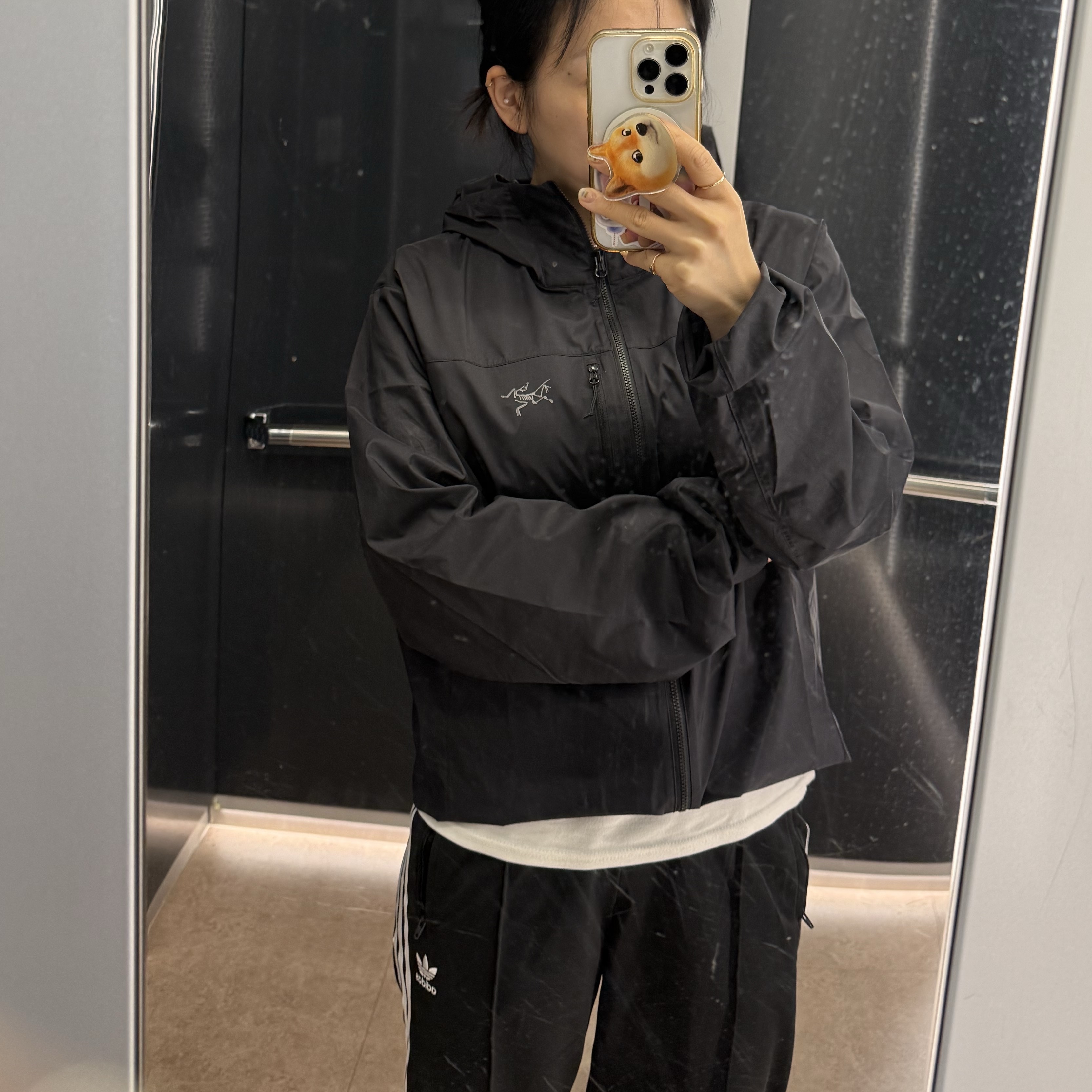 Arc'teryx Squamish Hoody Black 착용 스타일