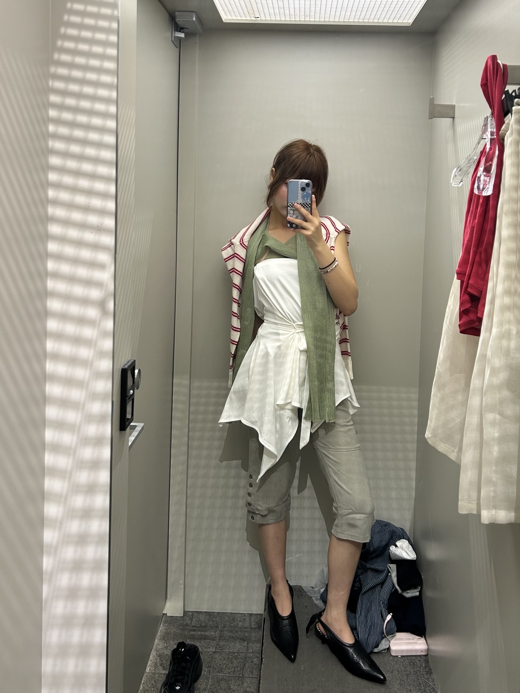 Ulika Sanctus Women Sheer Tank Top Green - 26SS 착용 스타일 - 3