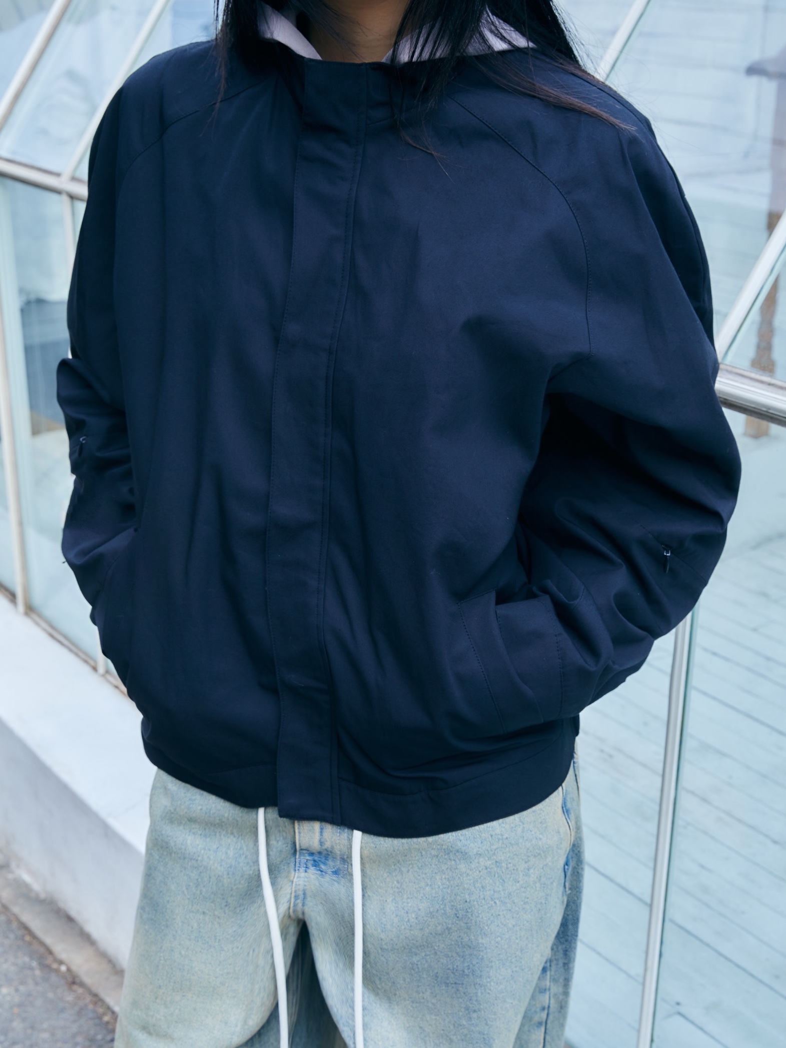 Amomento Sheer Hoodie Anorak Black - 26SS 착용 스타일 - 3
