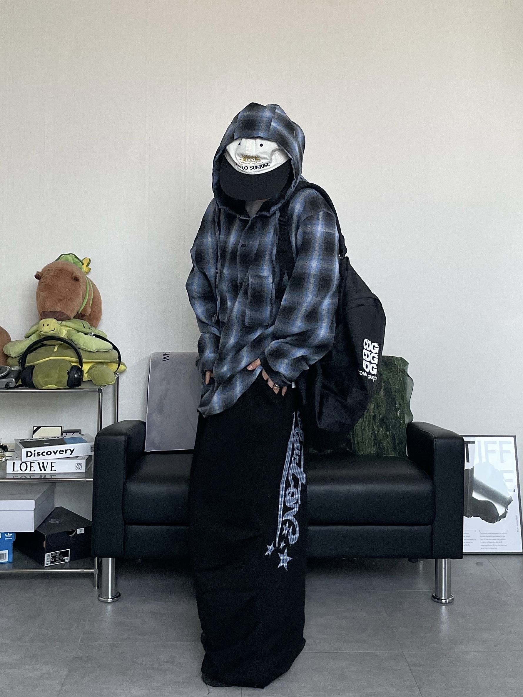 CDG Backpack Black 착용 스타일 - 3
