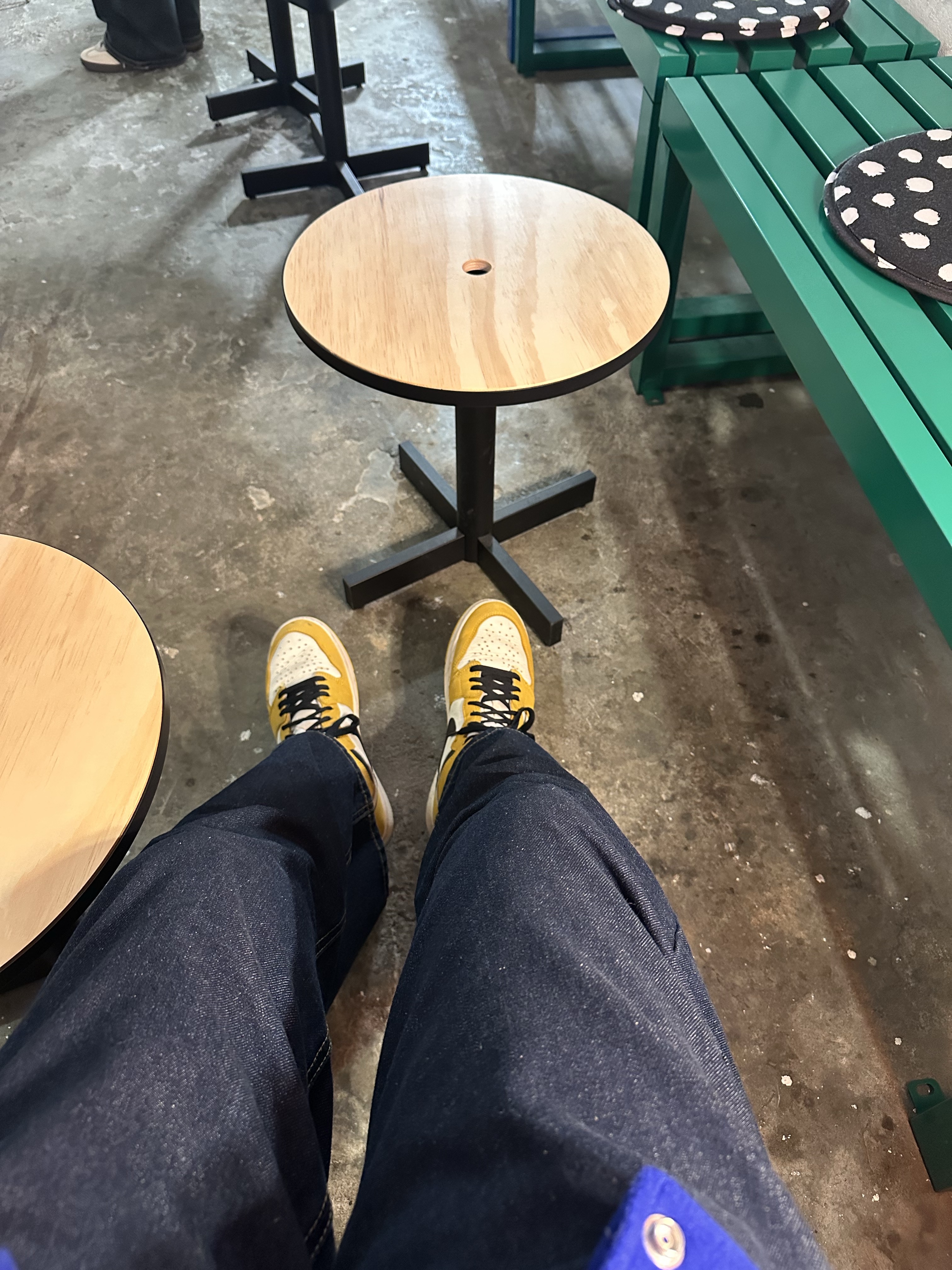 Jordan 1 Retro High OG Yellow Ochre 착용 스타일