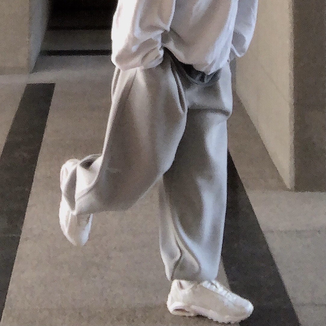 Undermycar Mu.03 Anti Fxxking Logo Play Oversized Sweat Jogger Melange Gray 착용 스타일 - 2