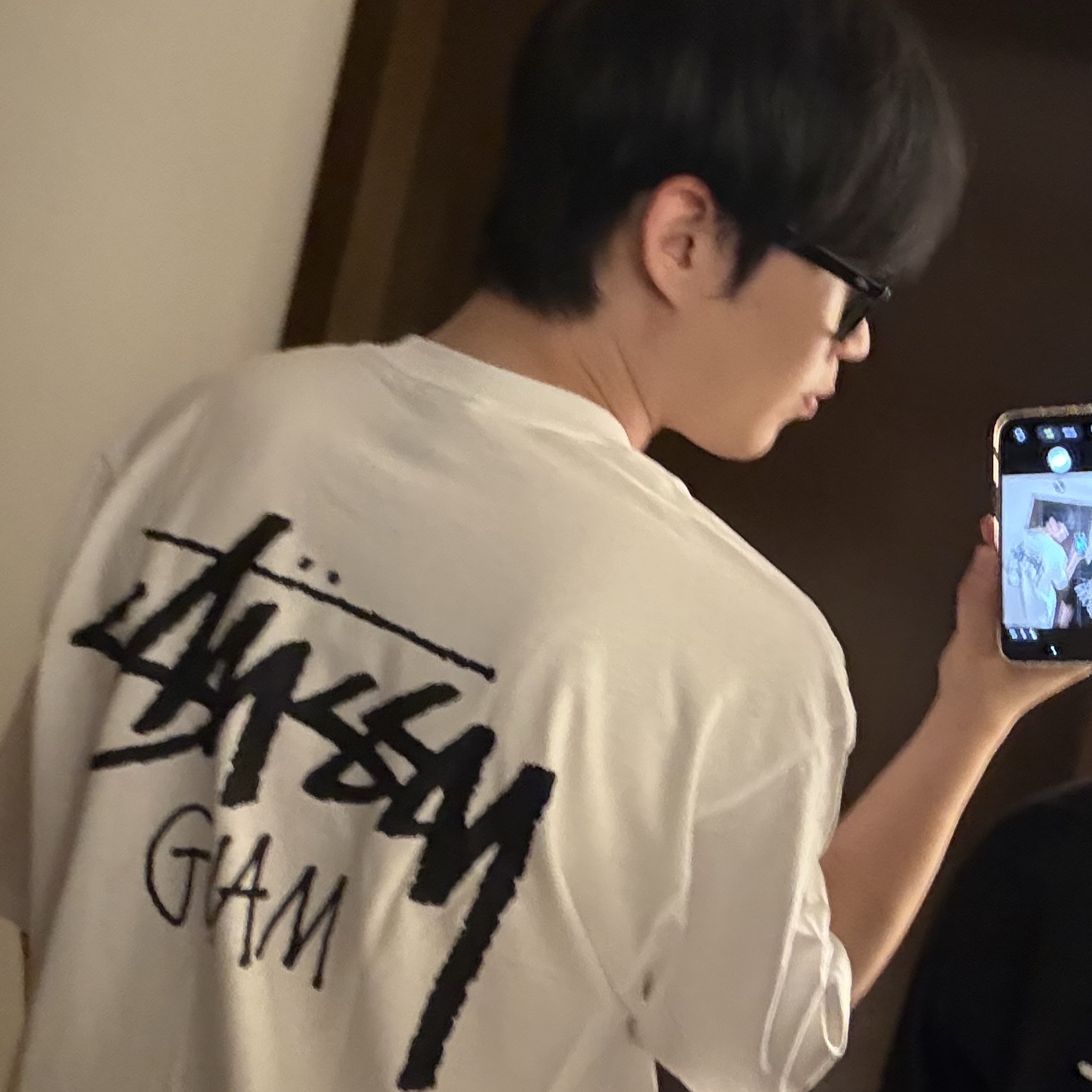 Stussy Stock Guam T-Shirts White 착용 스타일