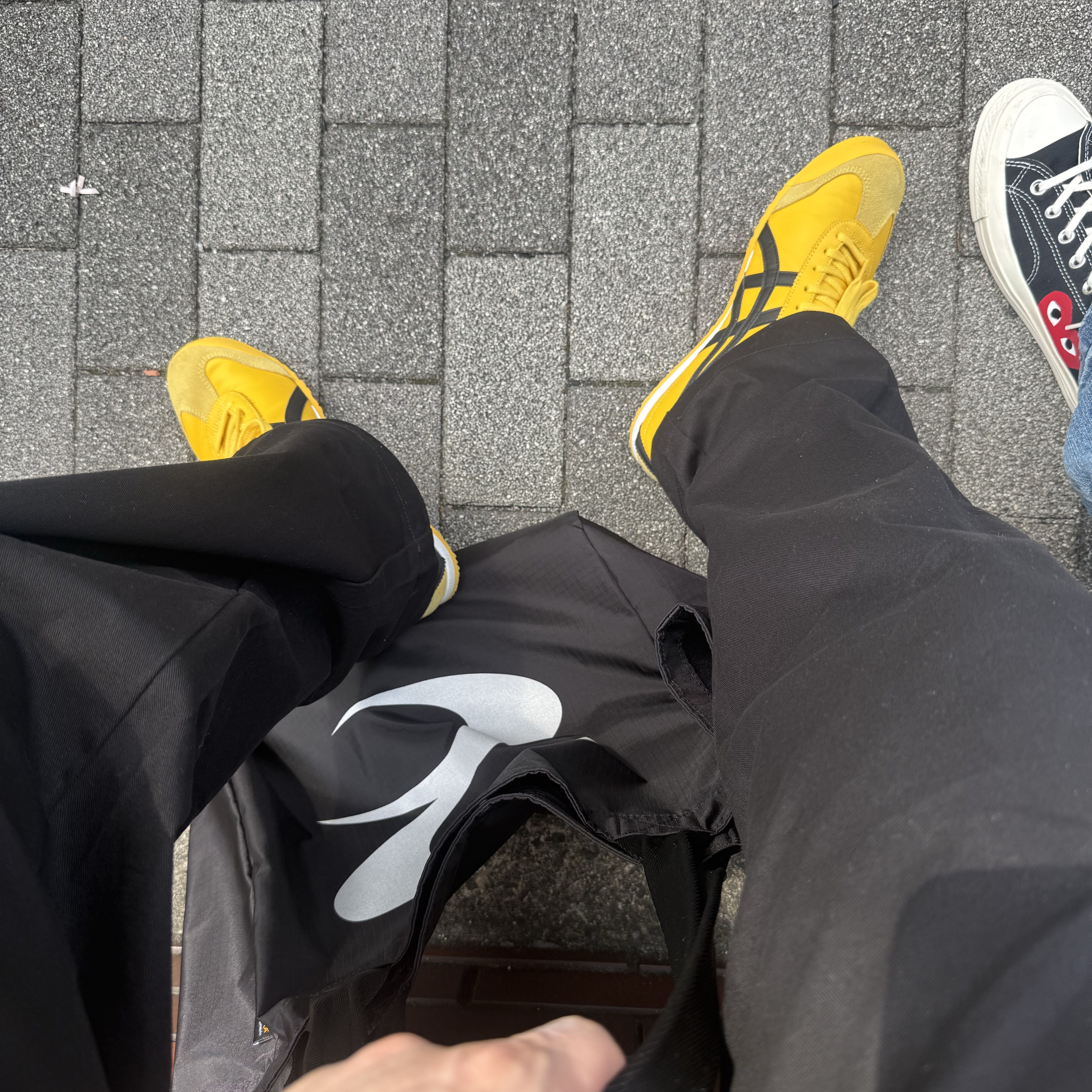 Onitsuka Tiger Mexico 66 Yellow Black 착용 스타일