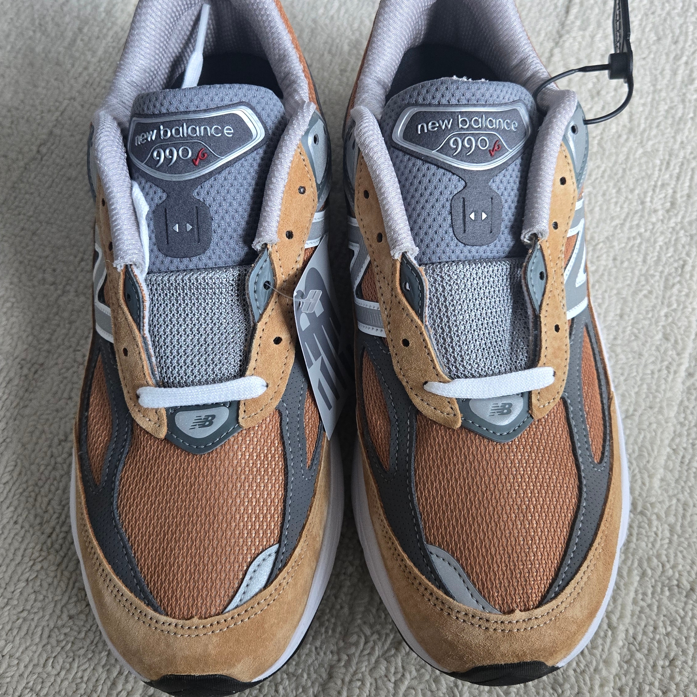 New Balance 990v6 Made in USA Workwear Grey 착용 스타일