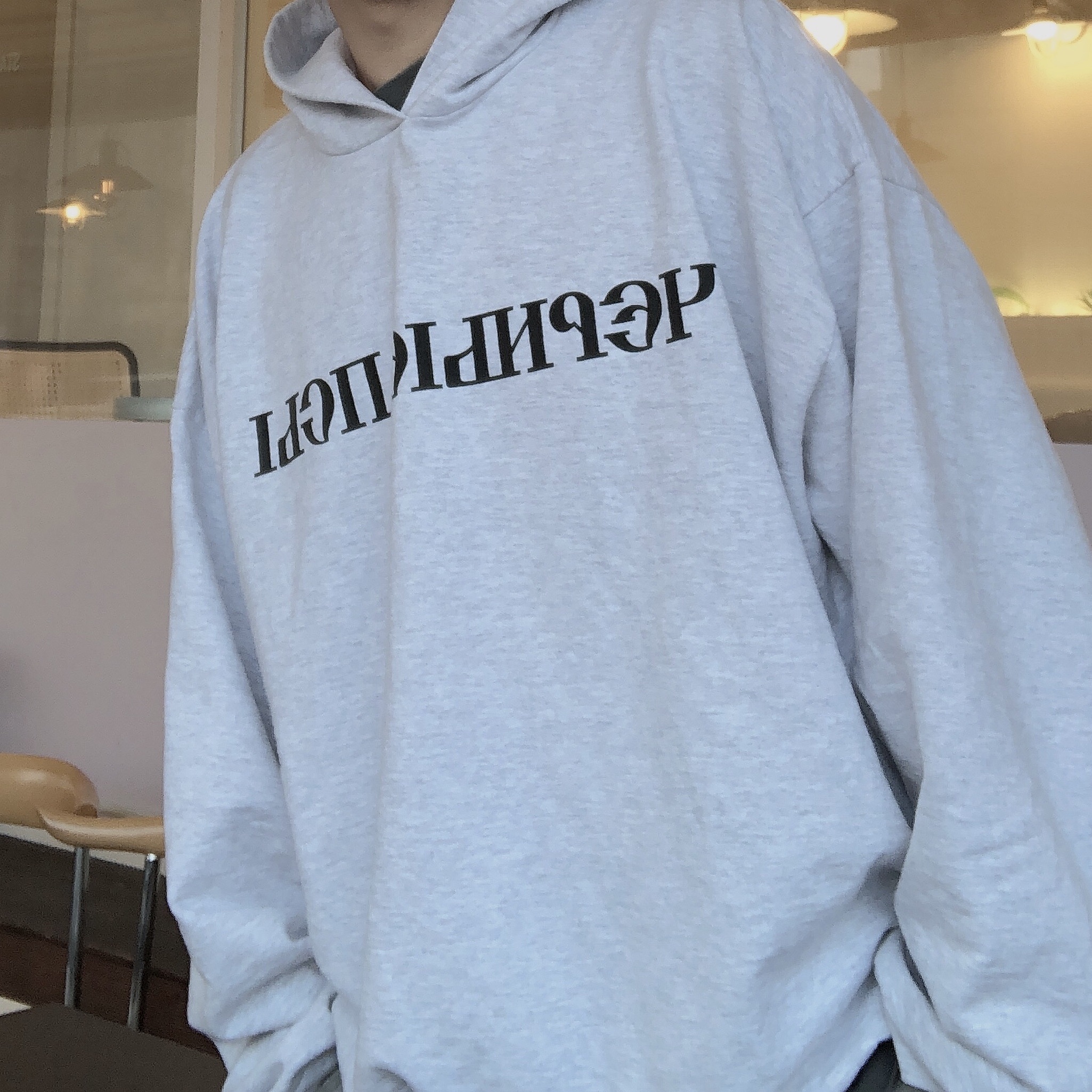 Yeezy x Gosha Rubchinskiy YZY Black Dogs Hoodie Heather Grey, Undermycar Mu.03 Anti Fxxking Logo Play Oversized Sweat Jogger Melange Gray 착용 스타일 - 1
